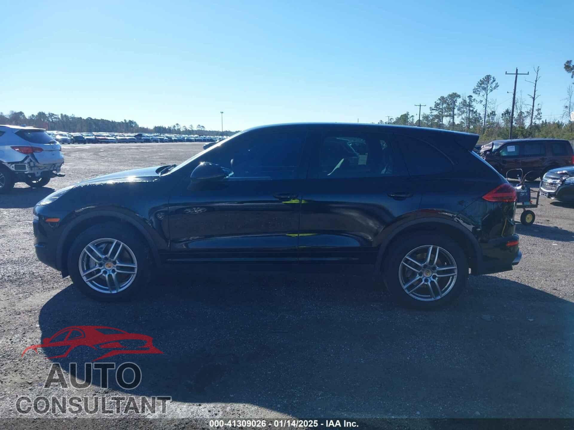 PORSCHE CAYENNE 2016 - WP1AA2A21GLA02456