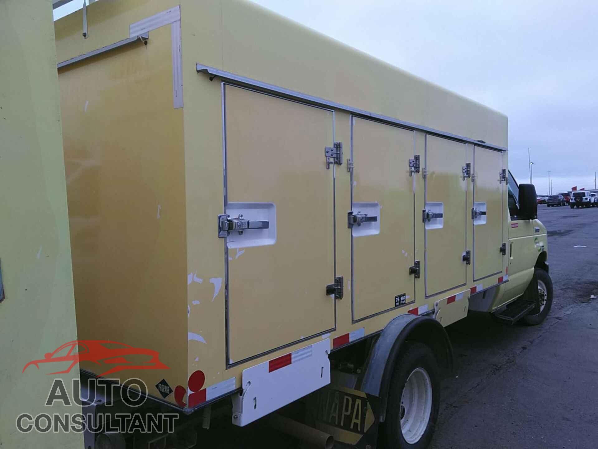 FORD E-450 CUTAWAY 2018 - 1FDXE4FS0JDC24973