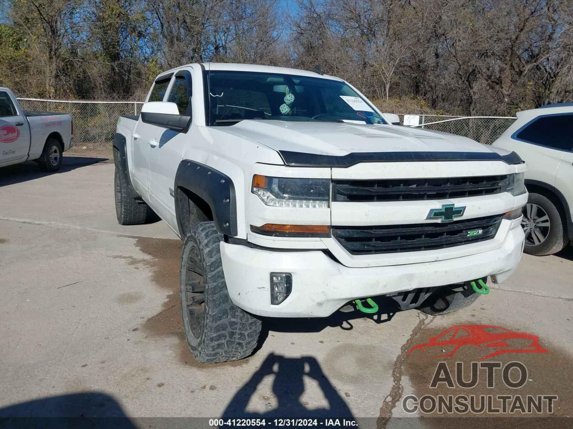 CHEVROLET SILVERADO 1500 2018 - 3GCUKRECXJG281529