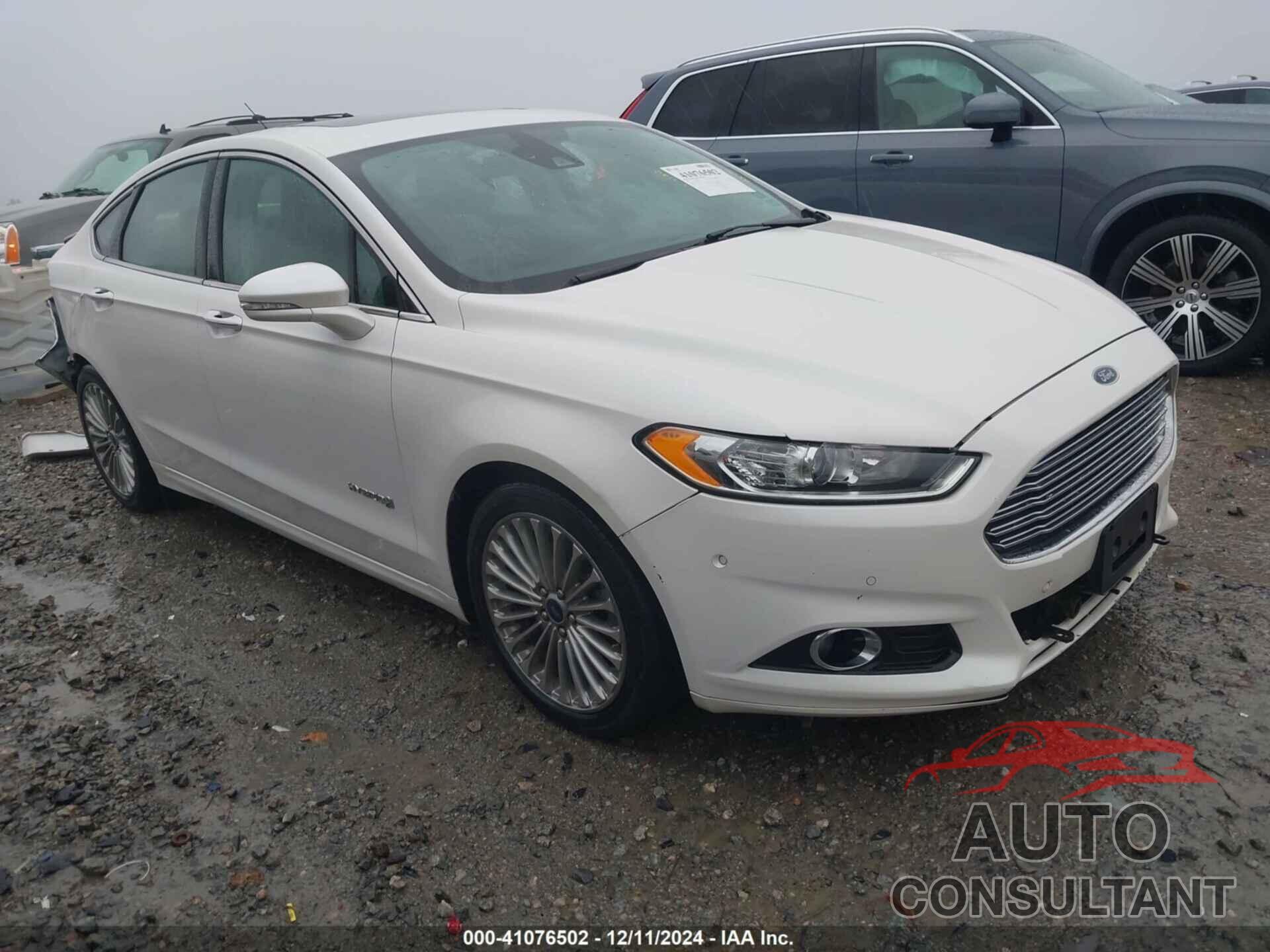 FORD FUSION HYBRID 2013 - 3FA6P0RU9DR355918