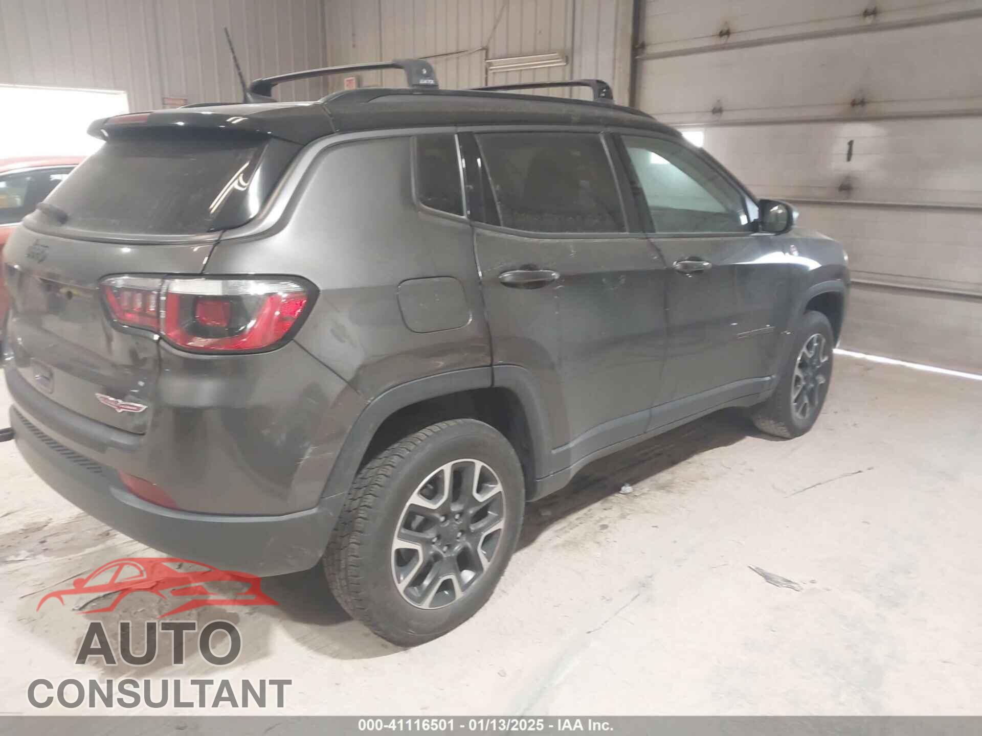 JEEP COMPASS 2020 - 3C4NJDDB2LT177419