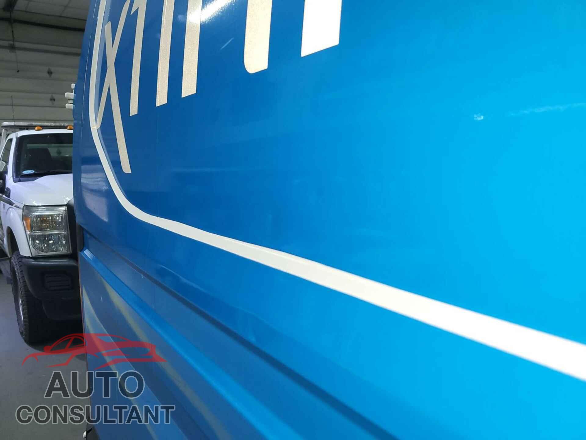 FORD TRANSIT-250 2015 - 1FTNR1ZM8FKA55221
