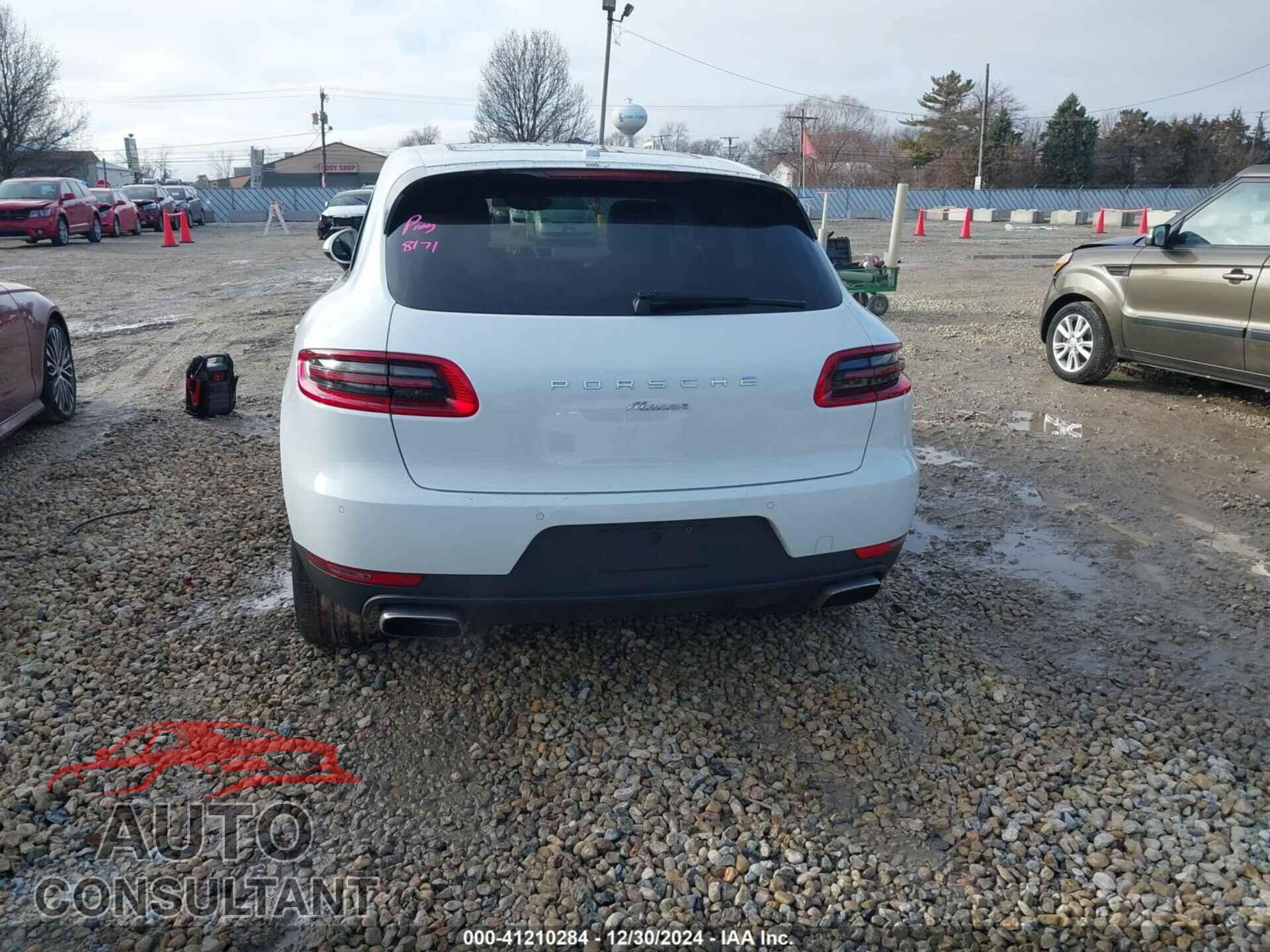 PORSCHE MACAN 2017 - WP1AA2A52HLB02304