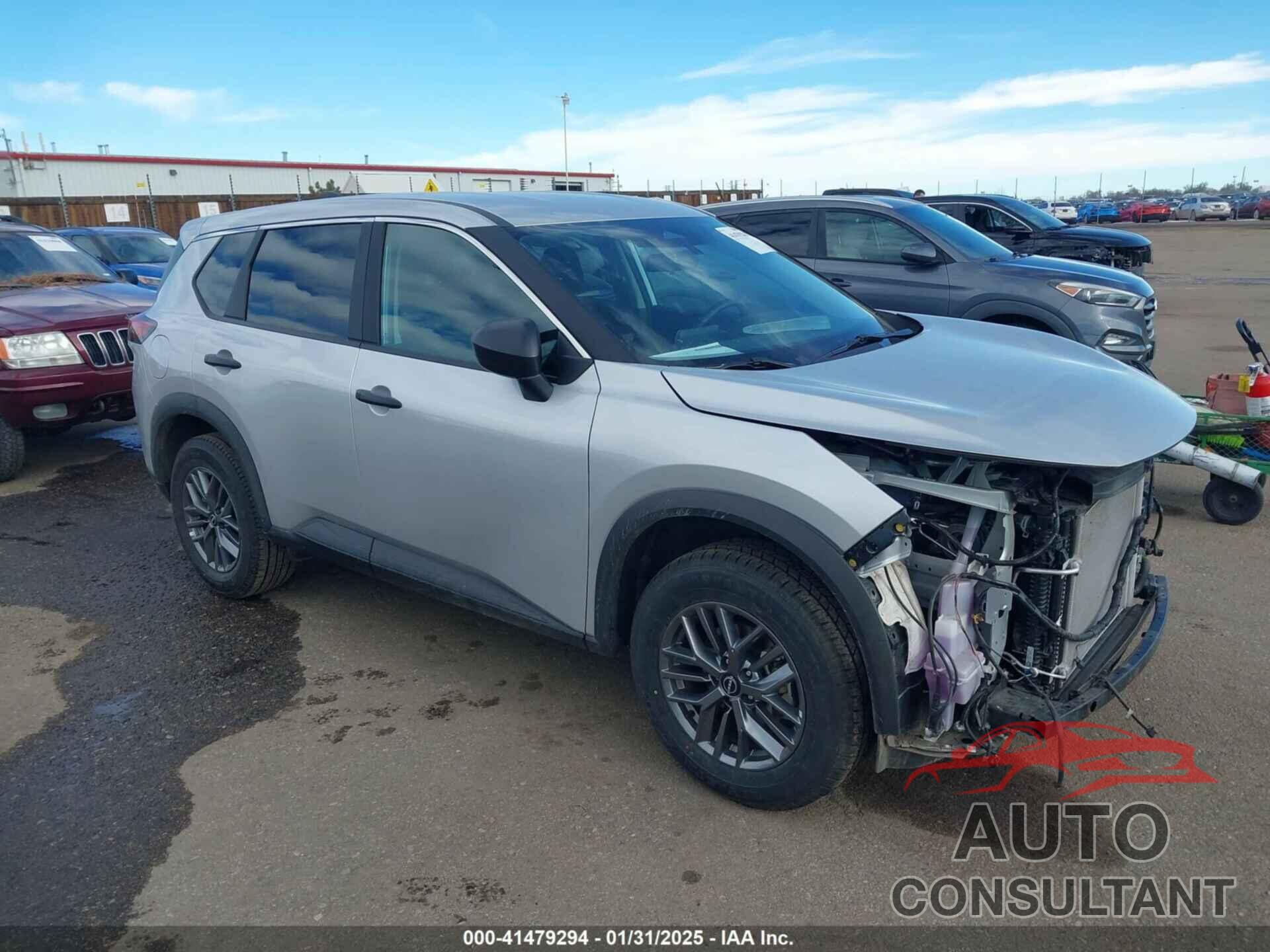 NISSAN ROGUE 2024 - 5N1BT3AB8RC680139