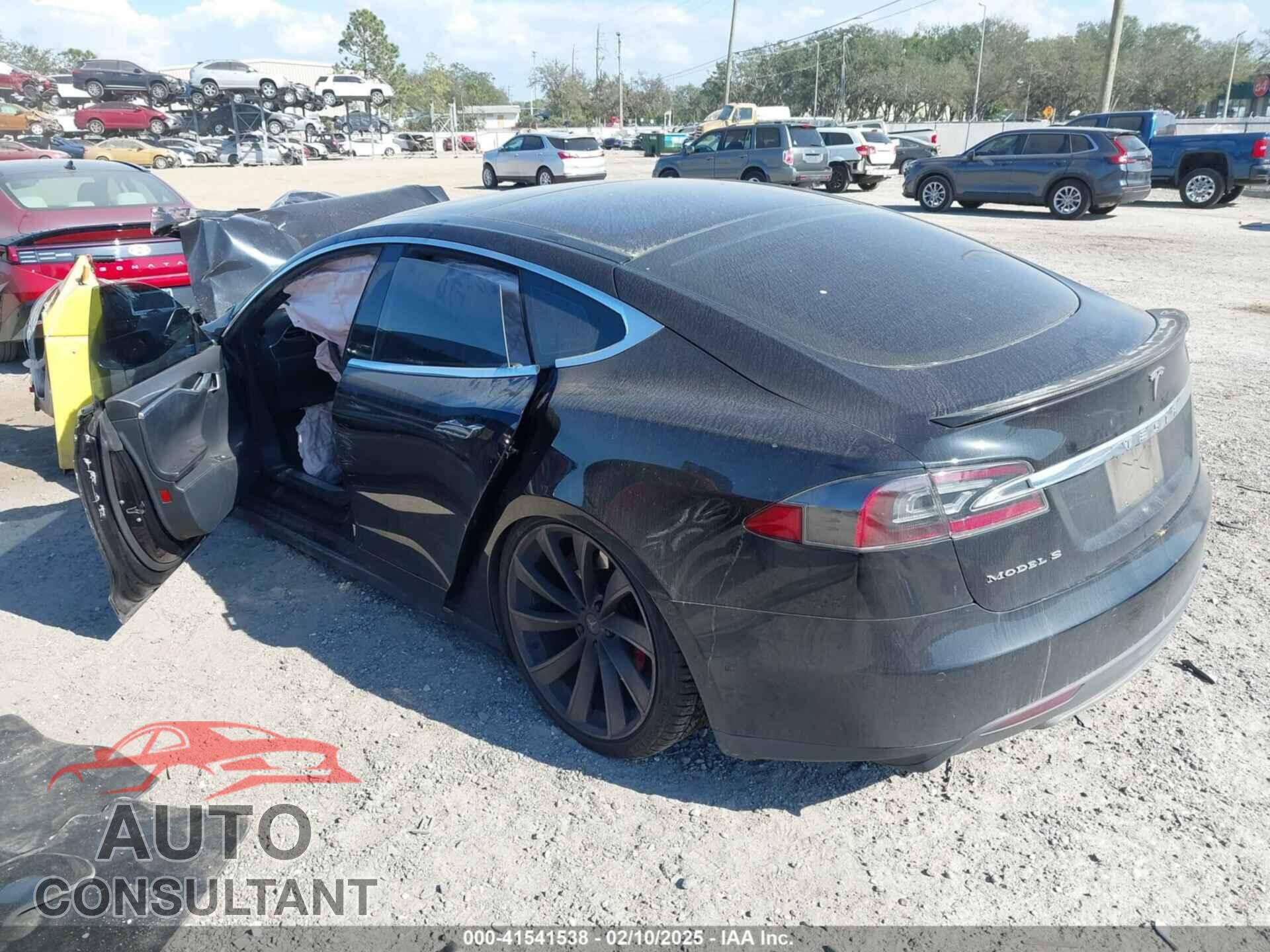 TESLA MODEL S 2015 - 5YJSA4V45FF097442