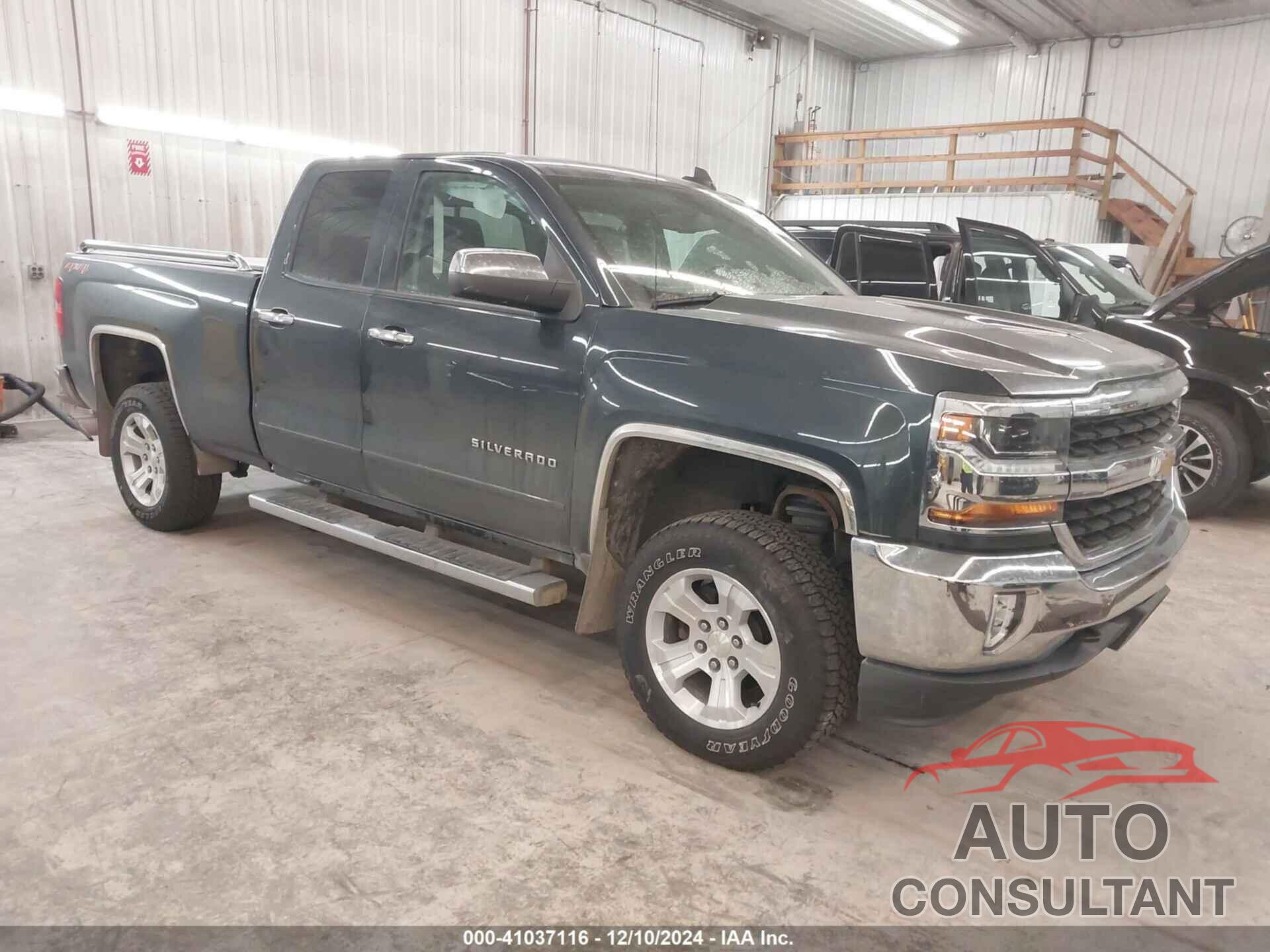 CHEVROLET SILVERADO 1500 2018 - 1GCVKREC5JZ194447