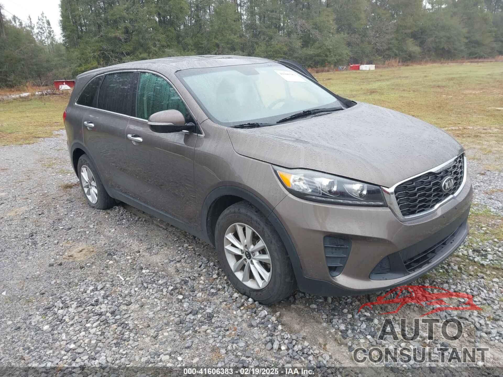 KIA SORENTO 2019 - 5XYPG4A38KG508708
