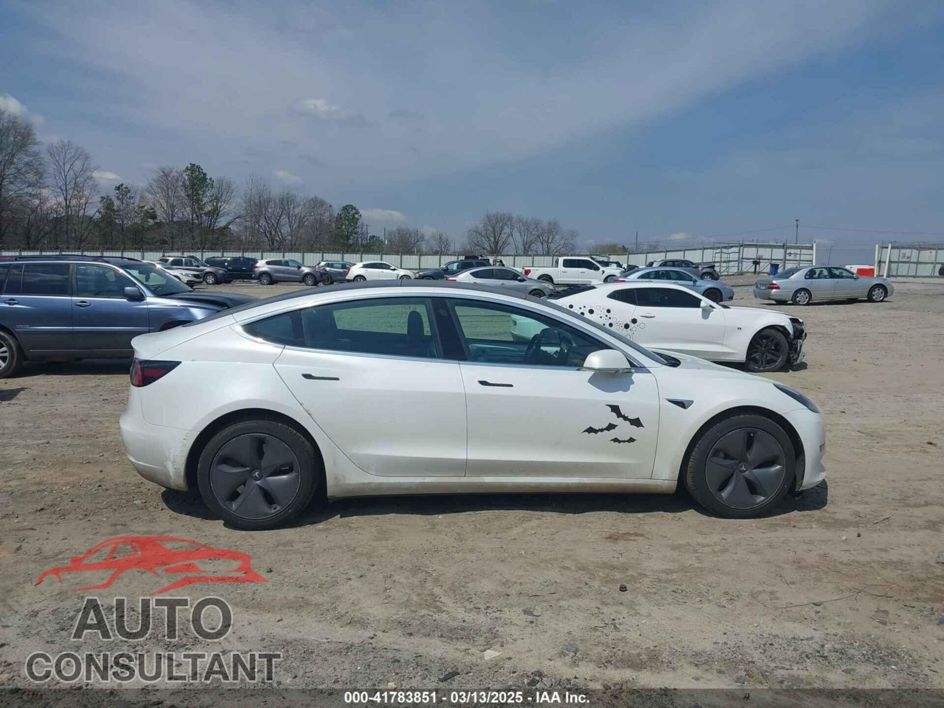 TESLA MODEL 3 2019 - 5YJ3E1EB1KF515740