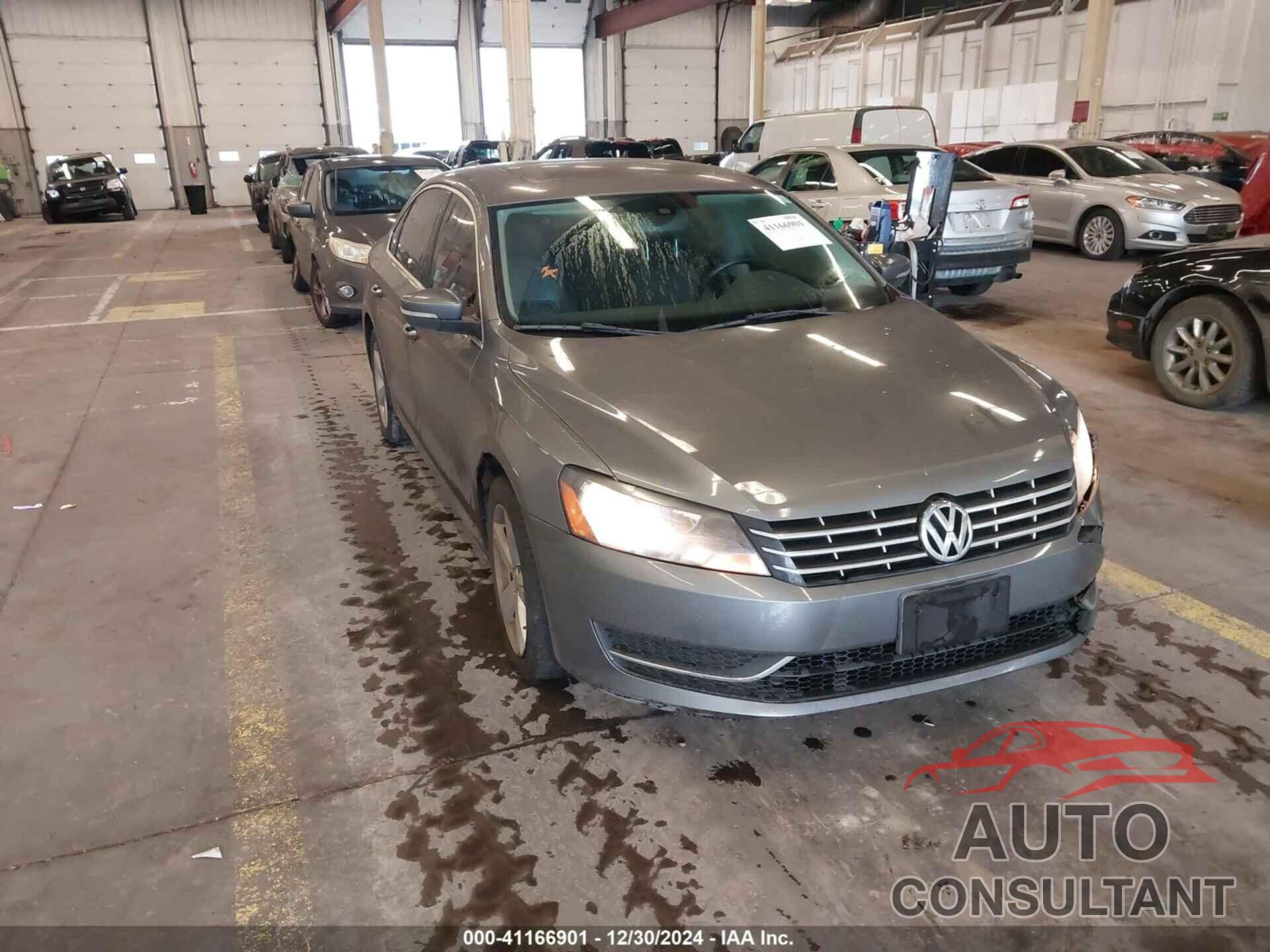 VOLKSWAGEN PASSAT 2013 - 1VWBN7A30DC101987
