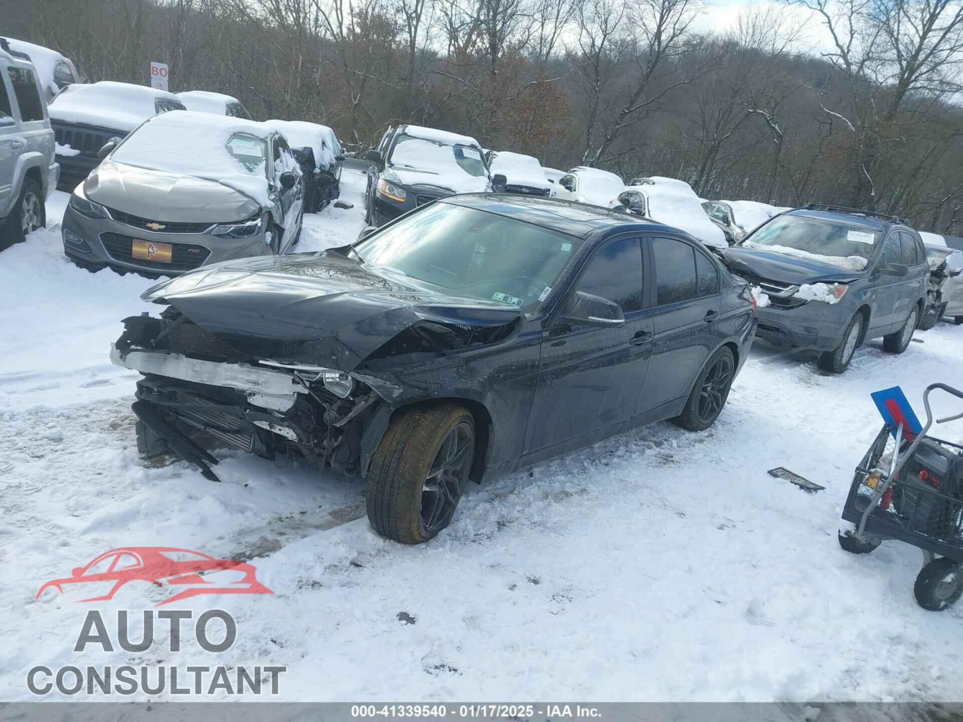 BMW 320I 2016 - WBA8E5G58GNU20666