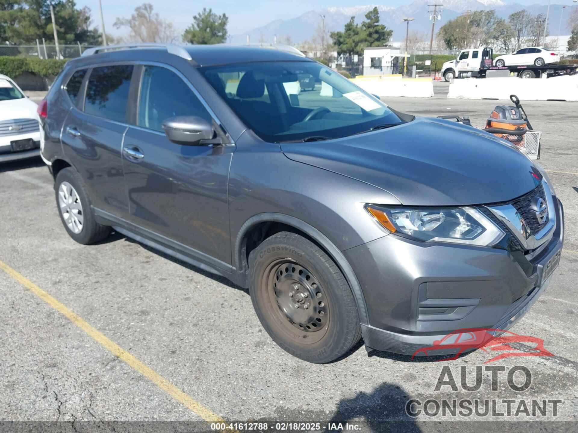 NISSAN ROGUE 2017 - KNMAT2MT7HP513938