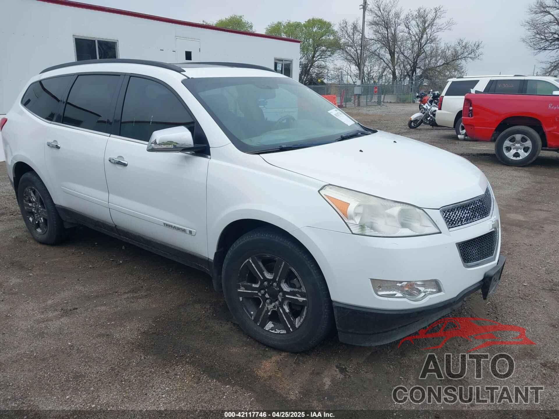 CHEVROLET TRAVERSE 2009 - 1GNEV23DX9S103016