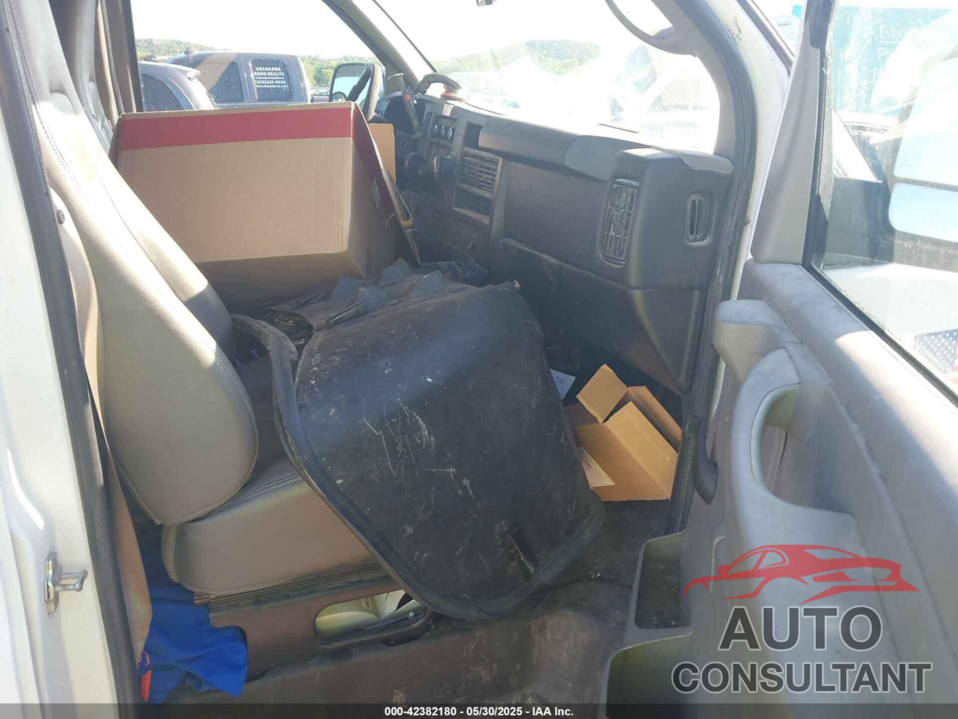 CHEVROLET EXPRESS 1500 2013 - 1GCSGAFX5D1157375