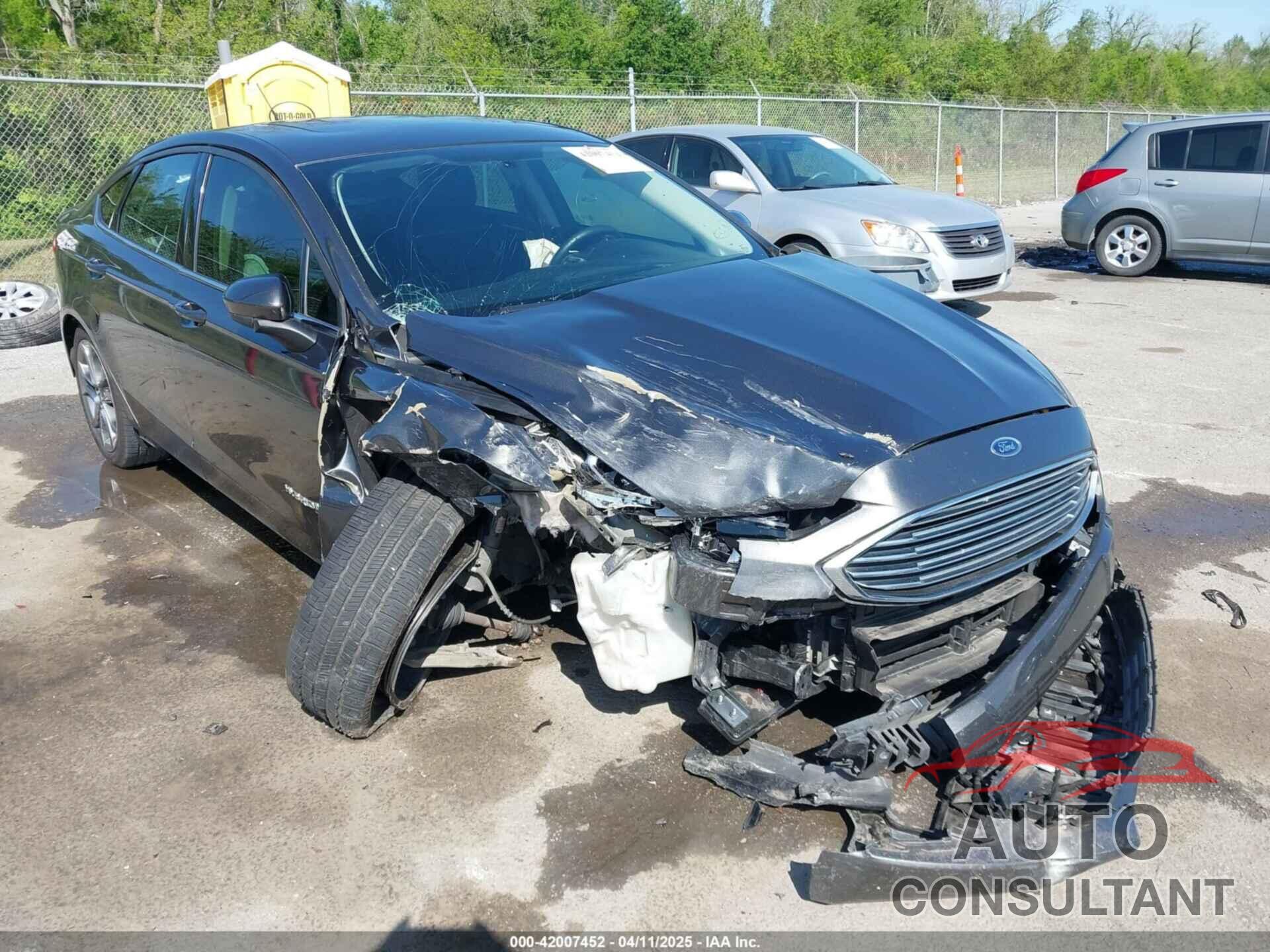 FORD FUSION HYBRID 2017 - 3FA6P0LU0HR195992