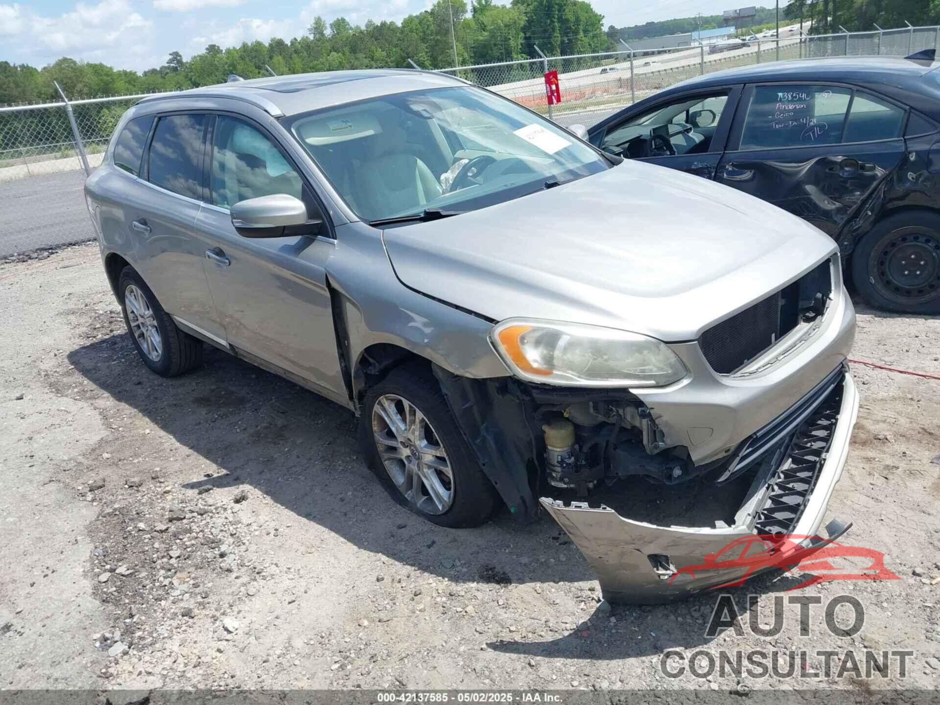 VOLVO XC60 2015 - YV440MDB7F2613778