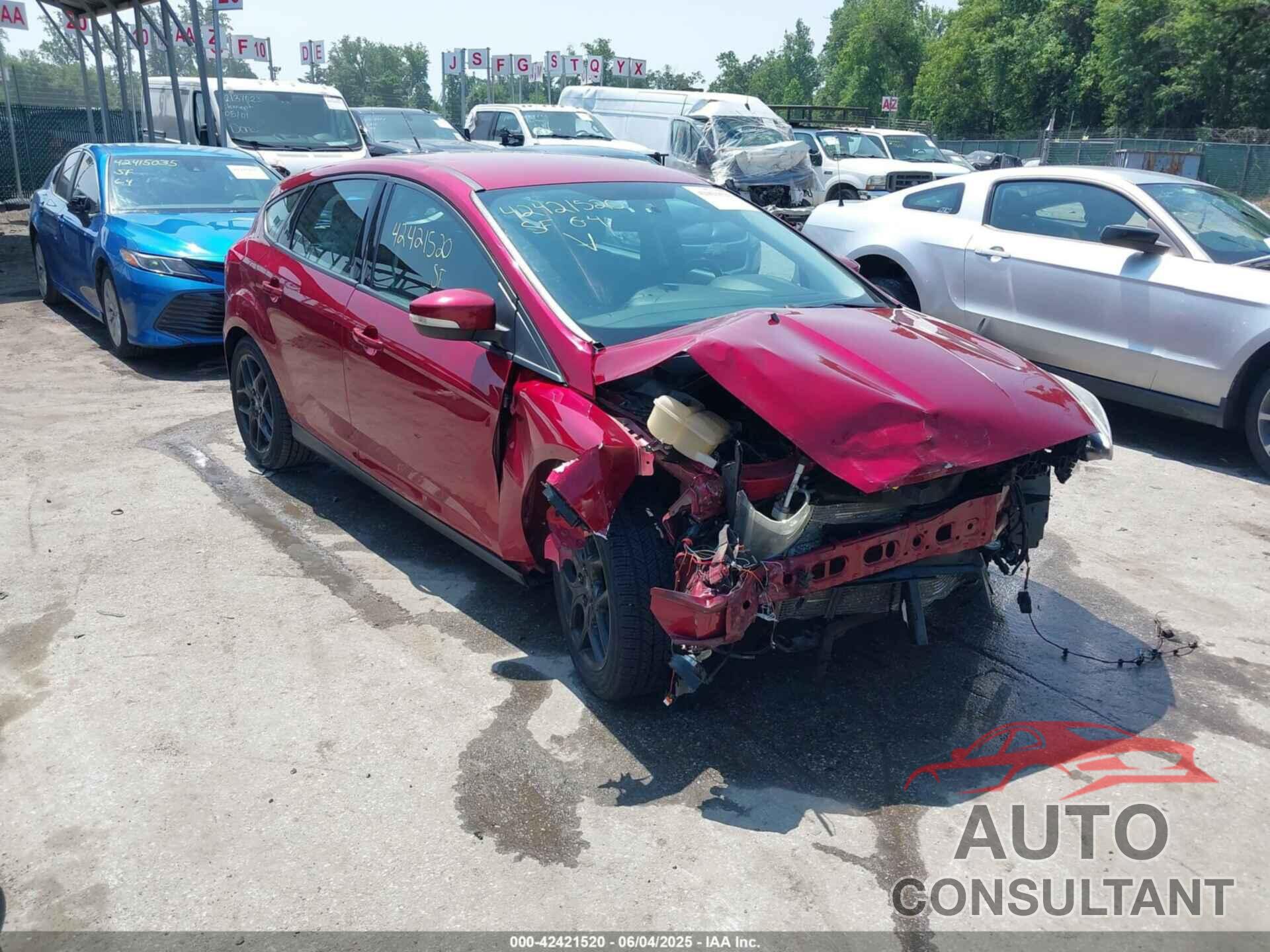 FORD FOCUS 2016 - 1FADP3K23GL312101