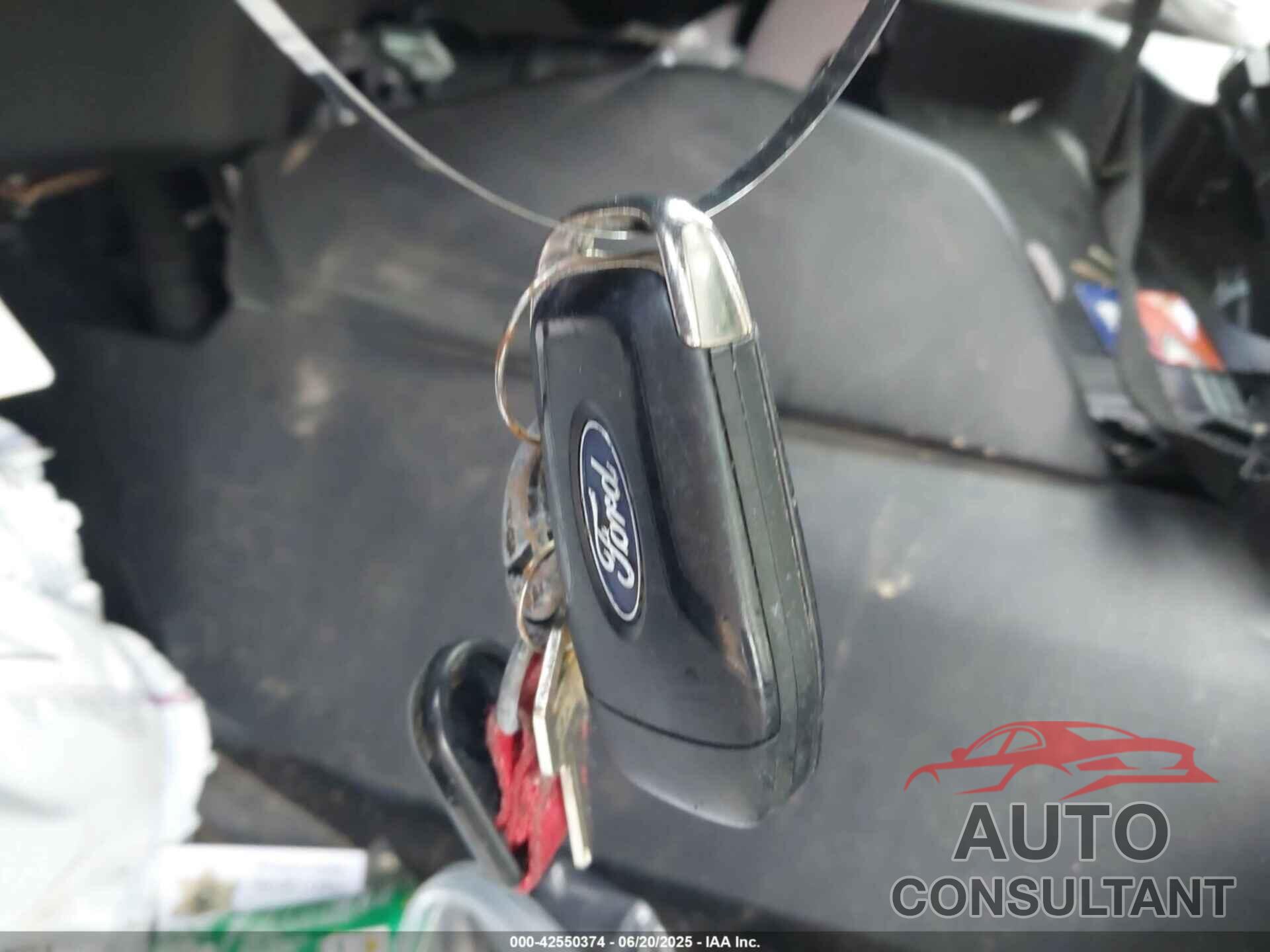 FORD ESCAPE 2021 - 1FMCU0F68MUA31746