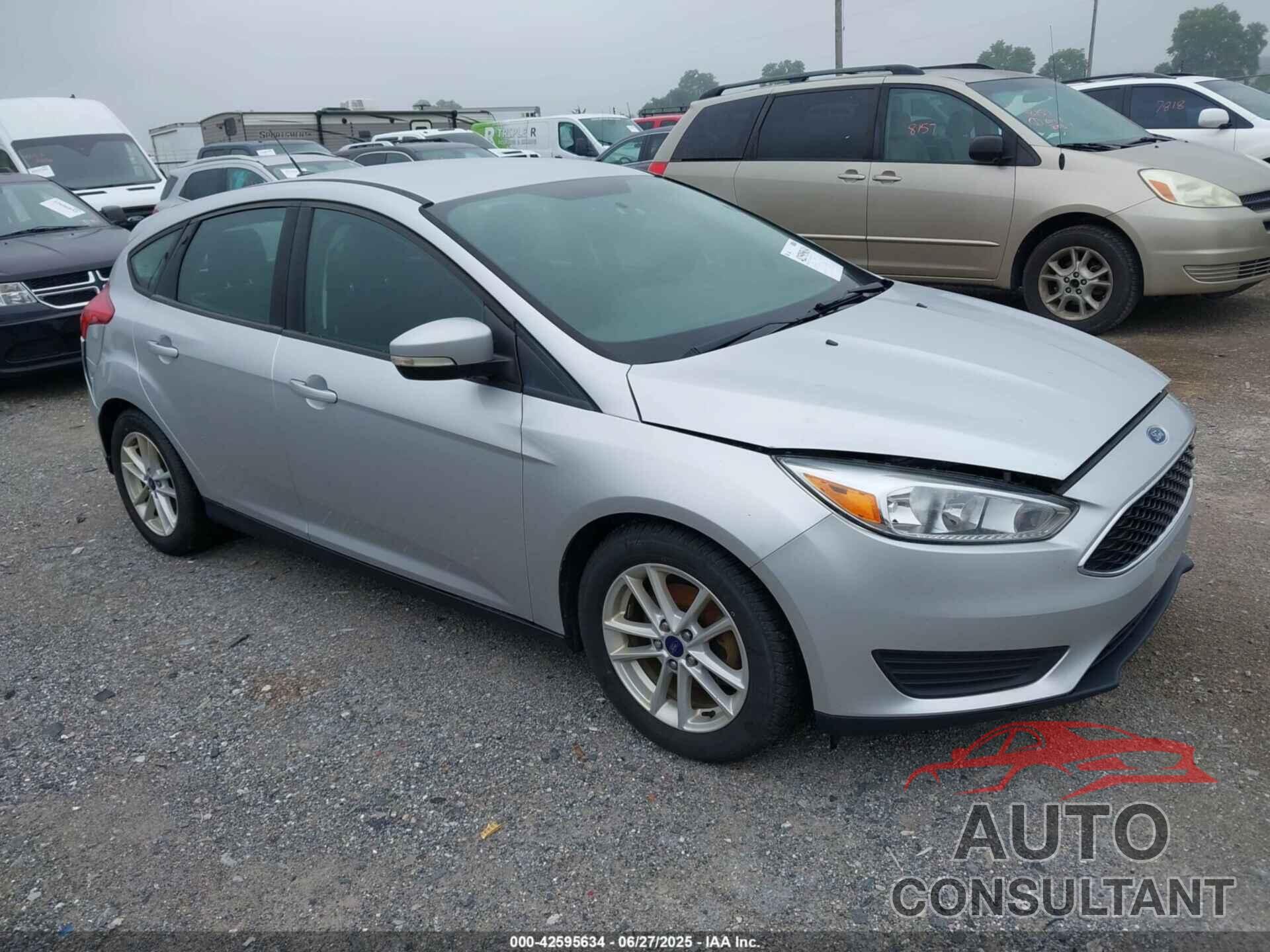 FORD FOCUS 2017 - 1FADP3K24HL321892