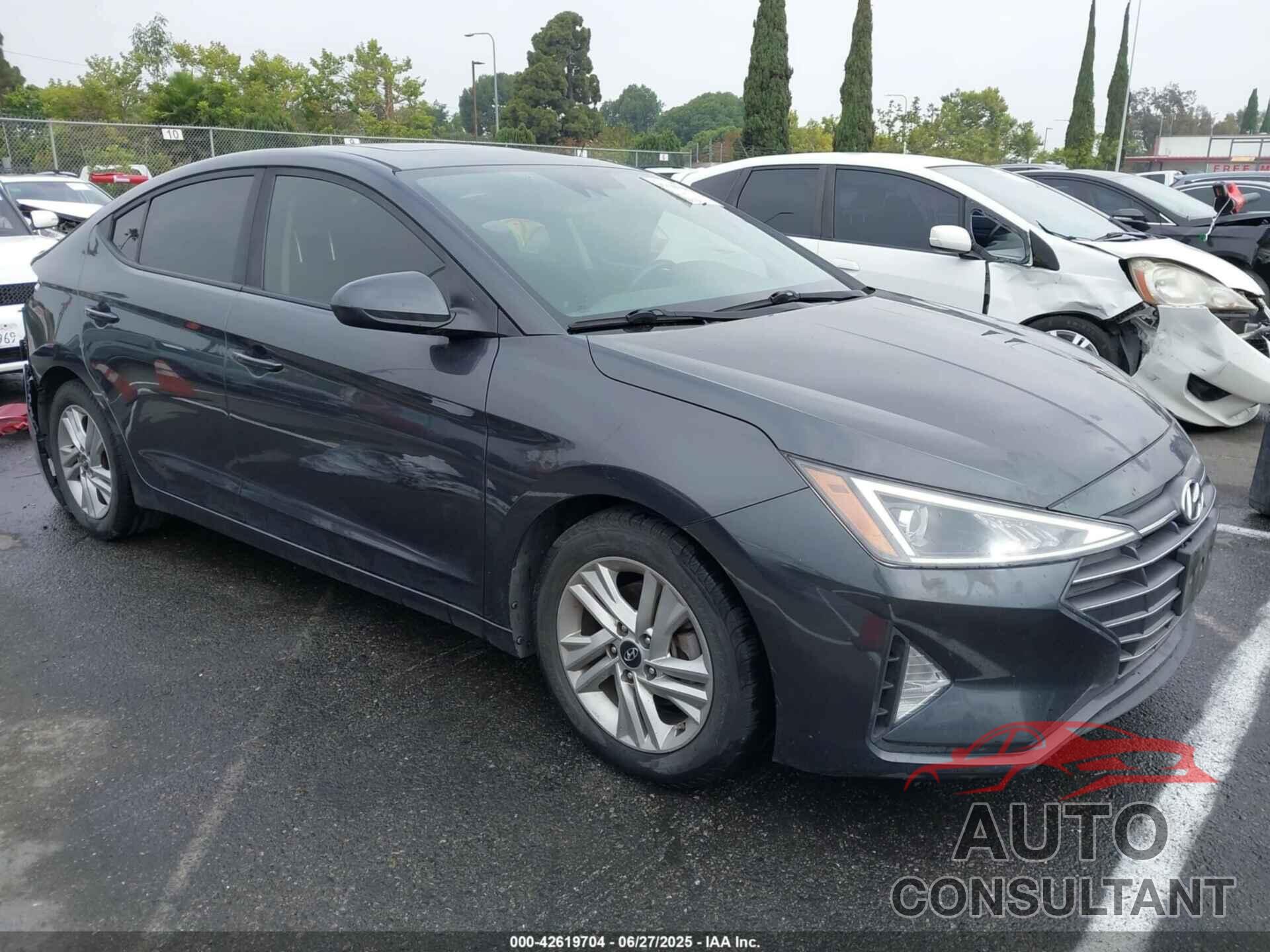 HYUNDAI ELANTRA 2020 - 5NPD84LF5LH611120