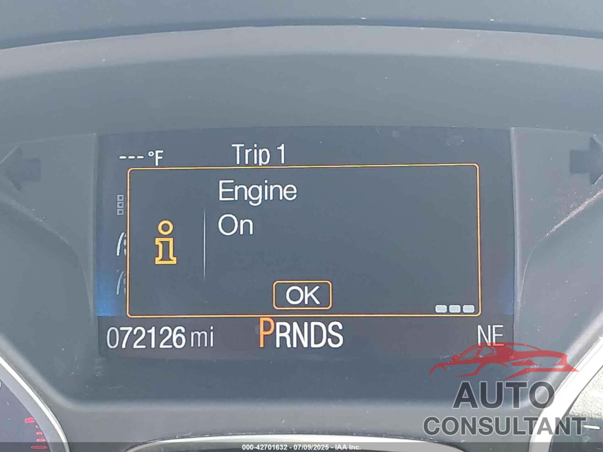 FORD ESCAPE 2017 - 1FMCU0GD2HUA54569