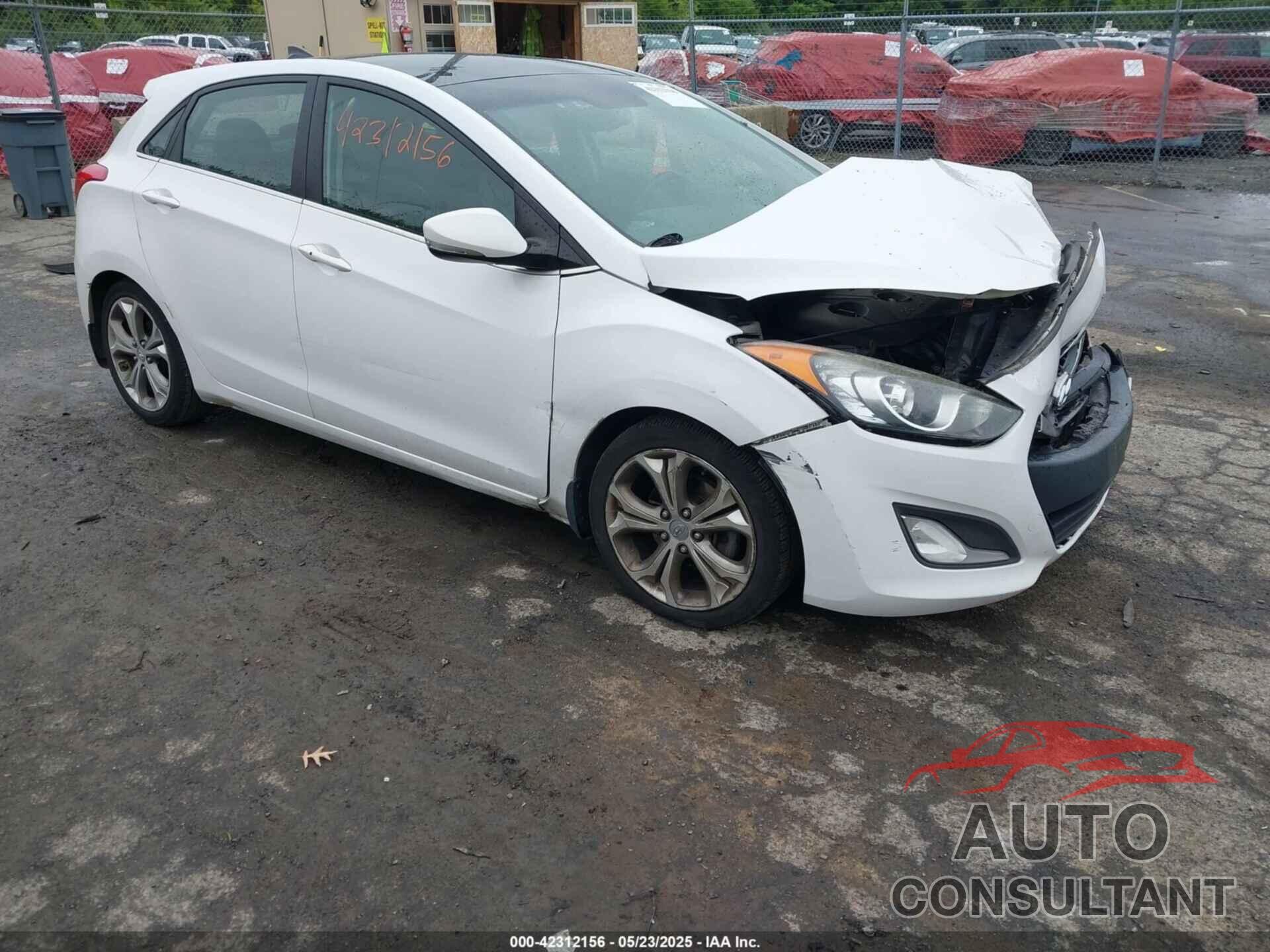 HYUNDAI ELANTRA GT 2013 - KMHD35LE6DU043801
