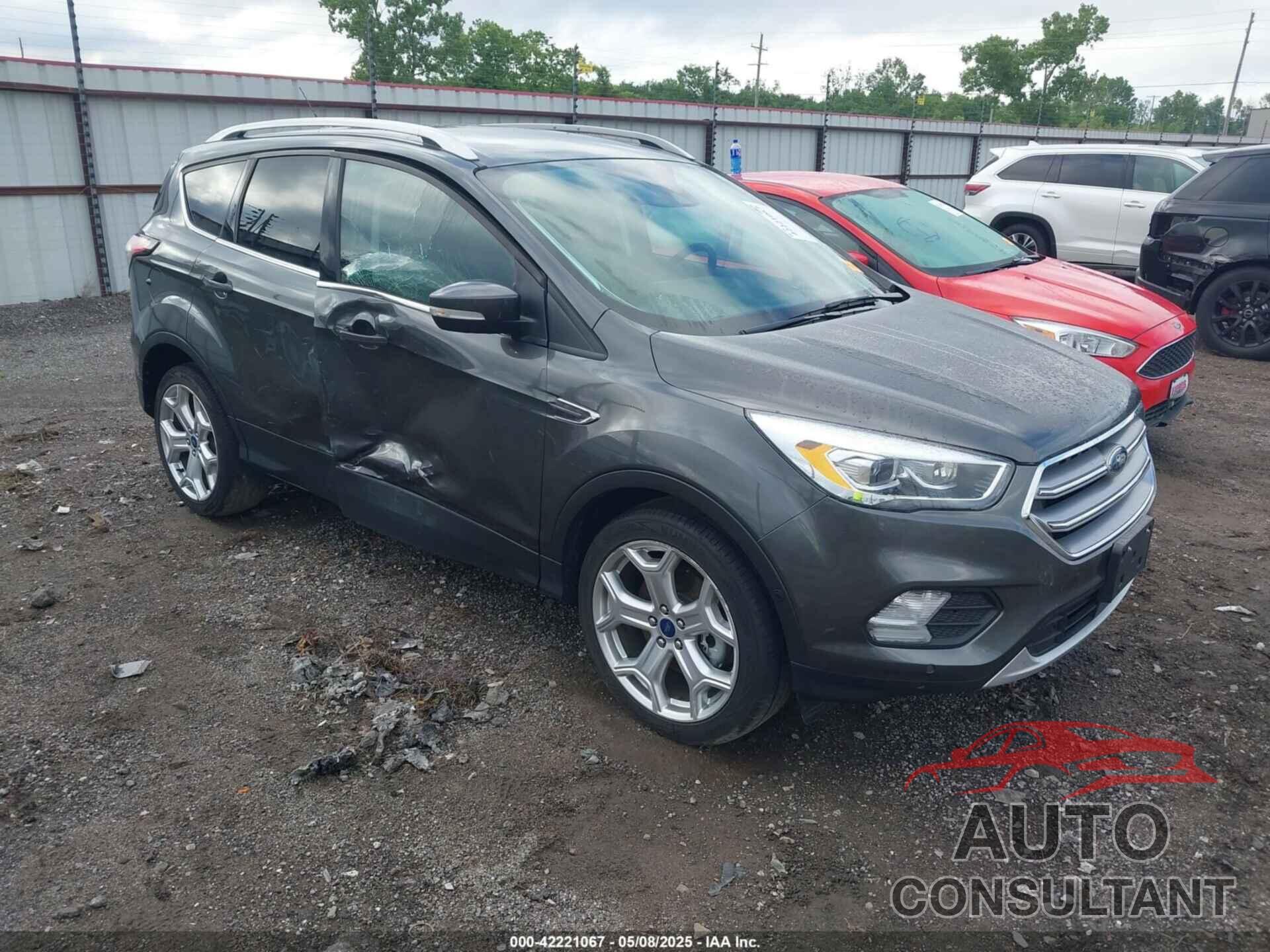 FORD ESCAPE 2017 - 1FMCU9J96HUE03340