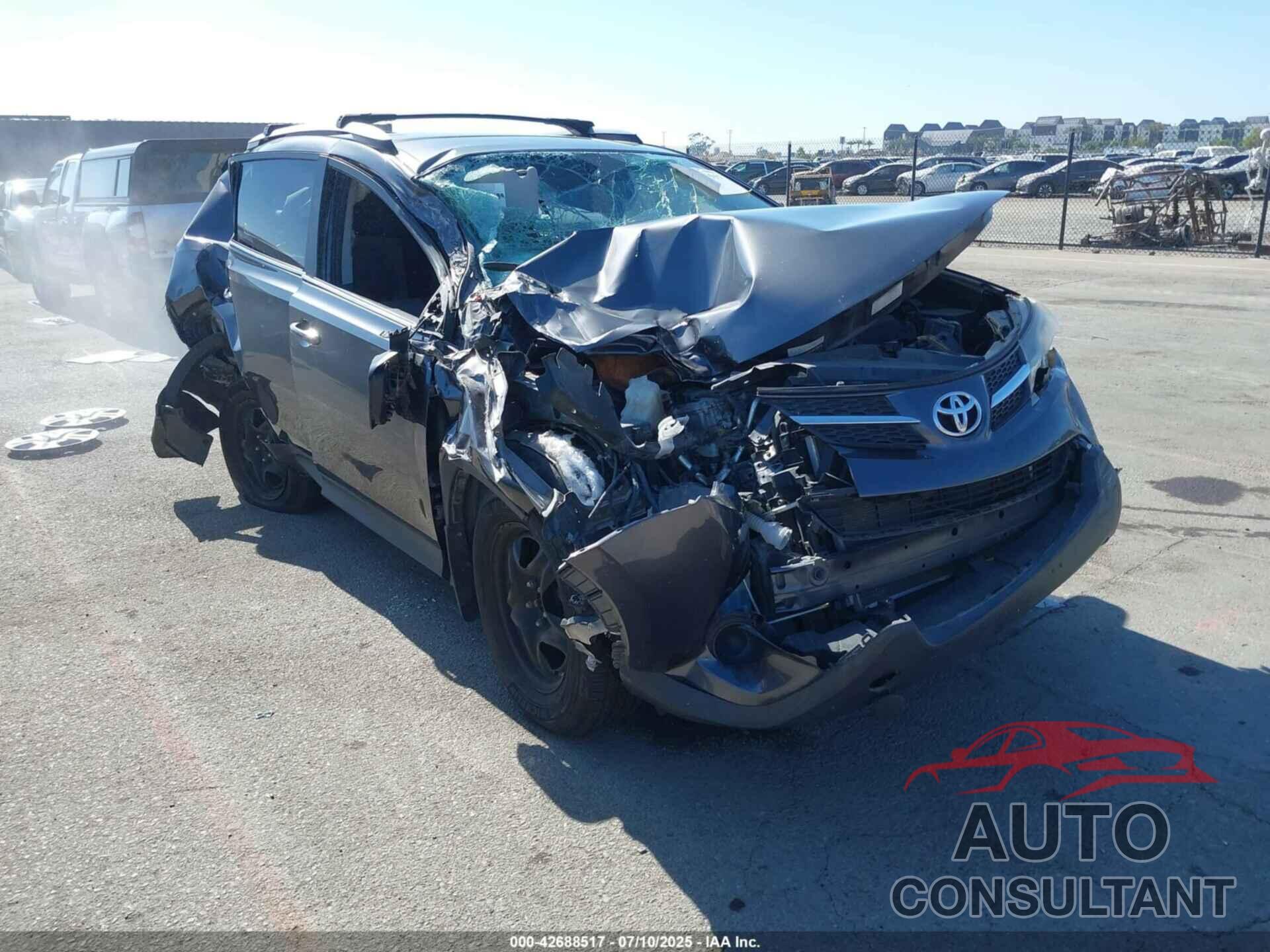 TOYOTA RAV4 2015 - JTMBFREVXFJ040458