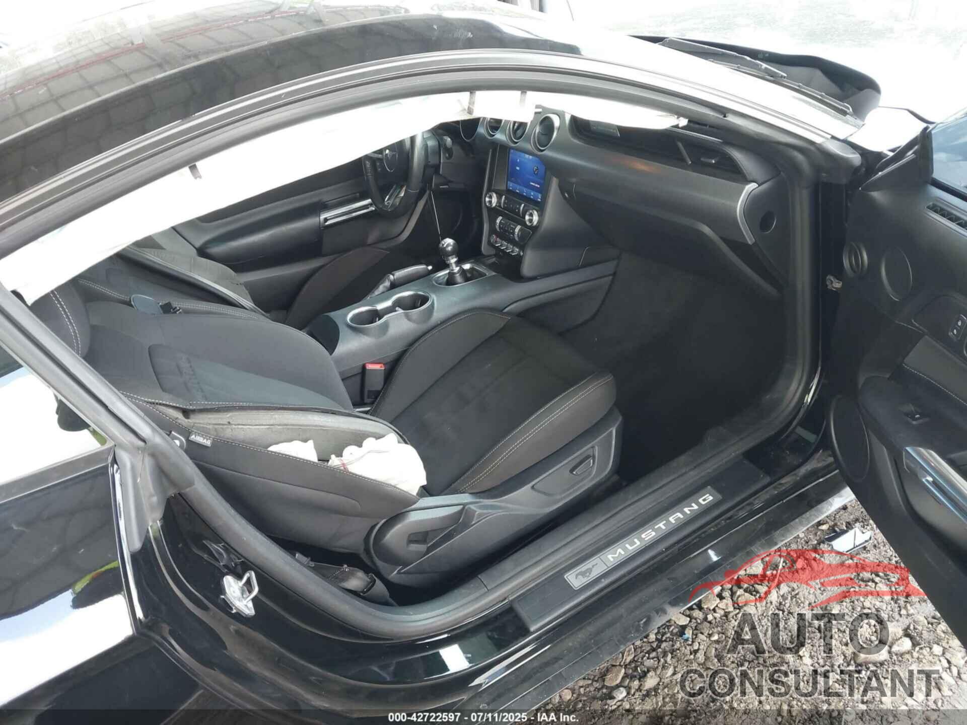 FORD MUSTANG 2021 - 1FA6P8CF8M5152398