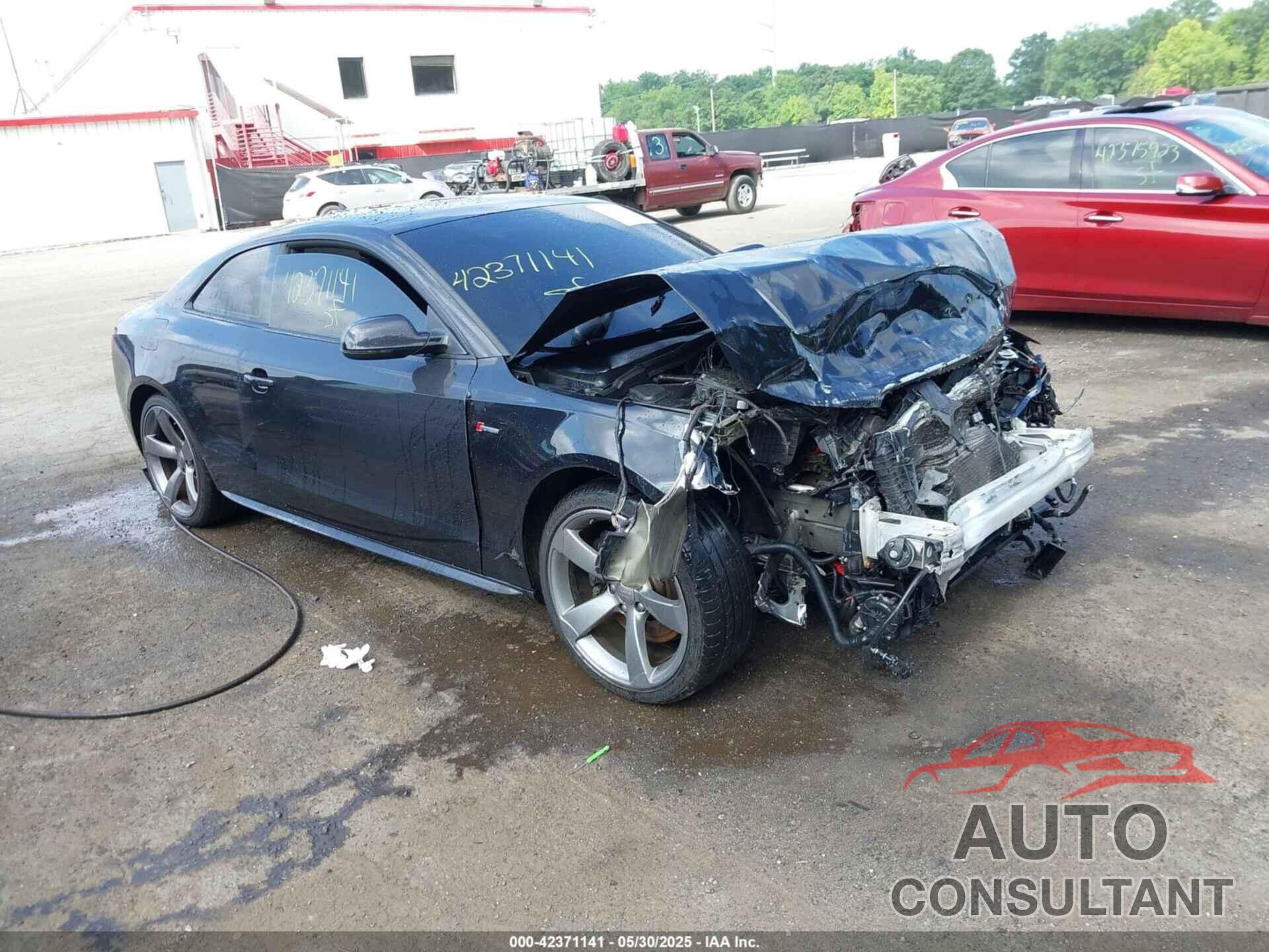 AUDI S5 2014 - WAUCGAFR6EA047326