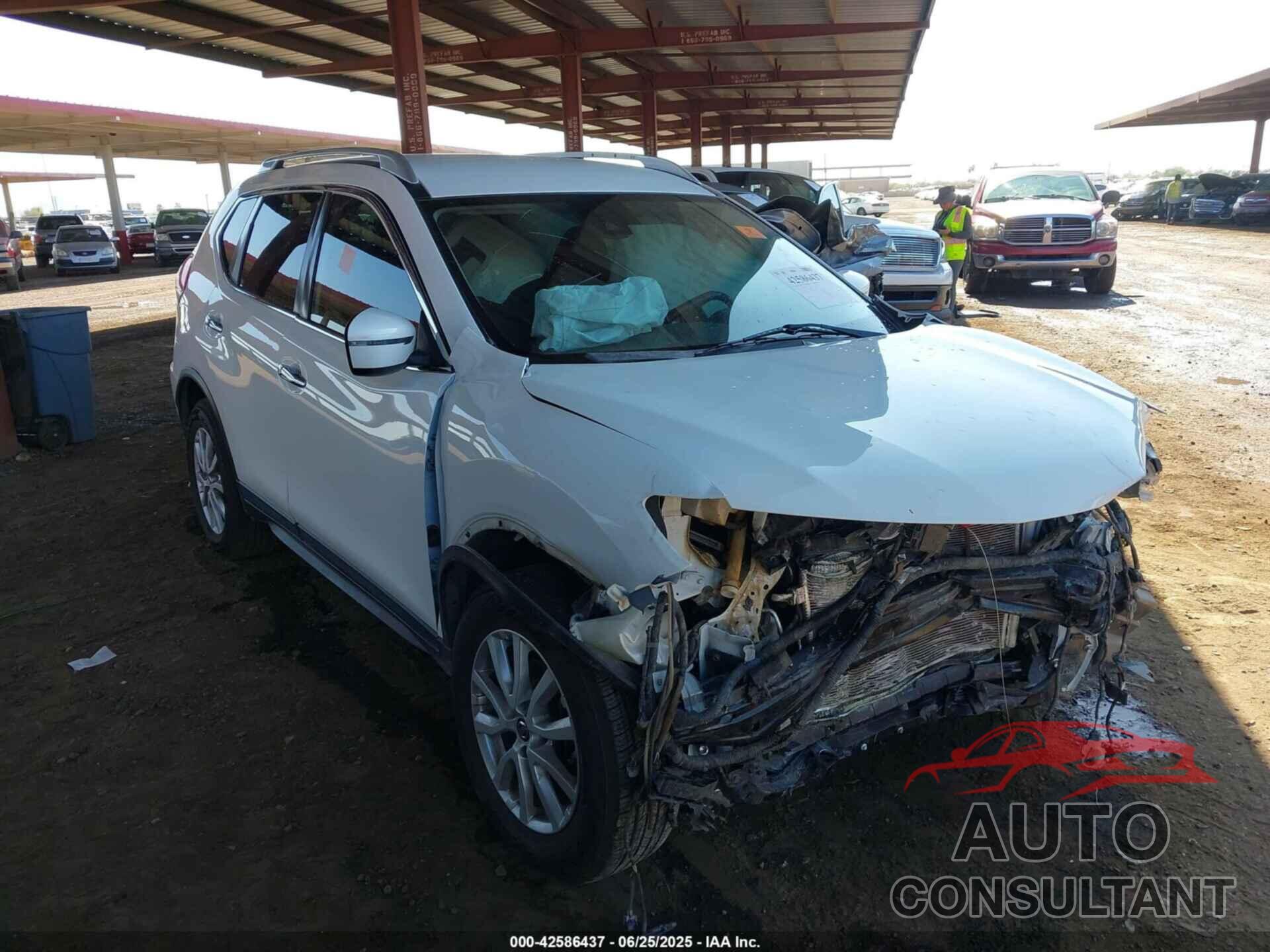 NISSAN ROGUE 2019 - KNMAT2MV2KP522989