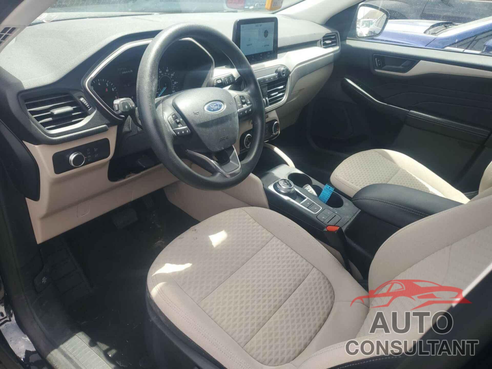 FORD ESCAPE 2022 - 1FMCU9G61NUB30218