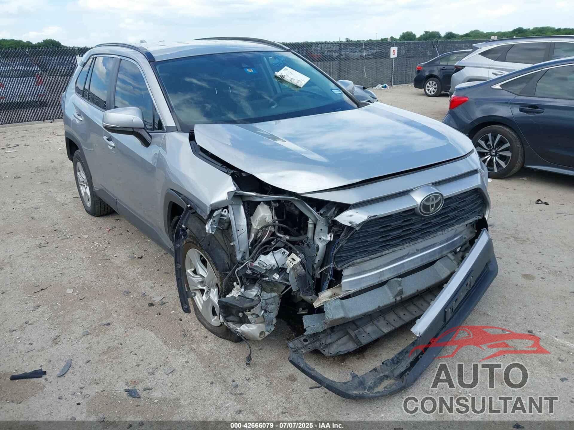 TOYOTA RAV4 2020 - 2T3P1RFVXLC102572