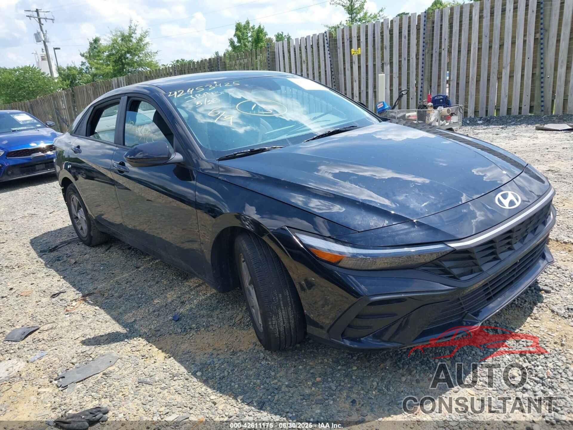 HYUNDAI ELANTRA 2025 - KMHLL4DG7SU886909