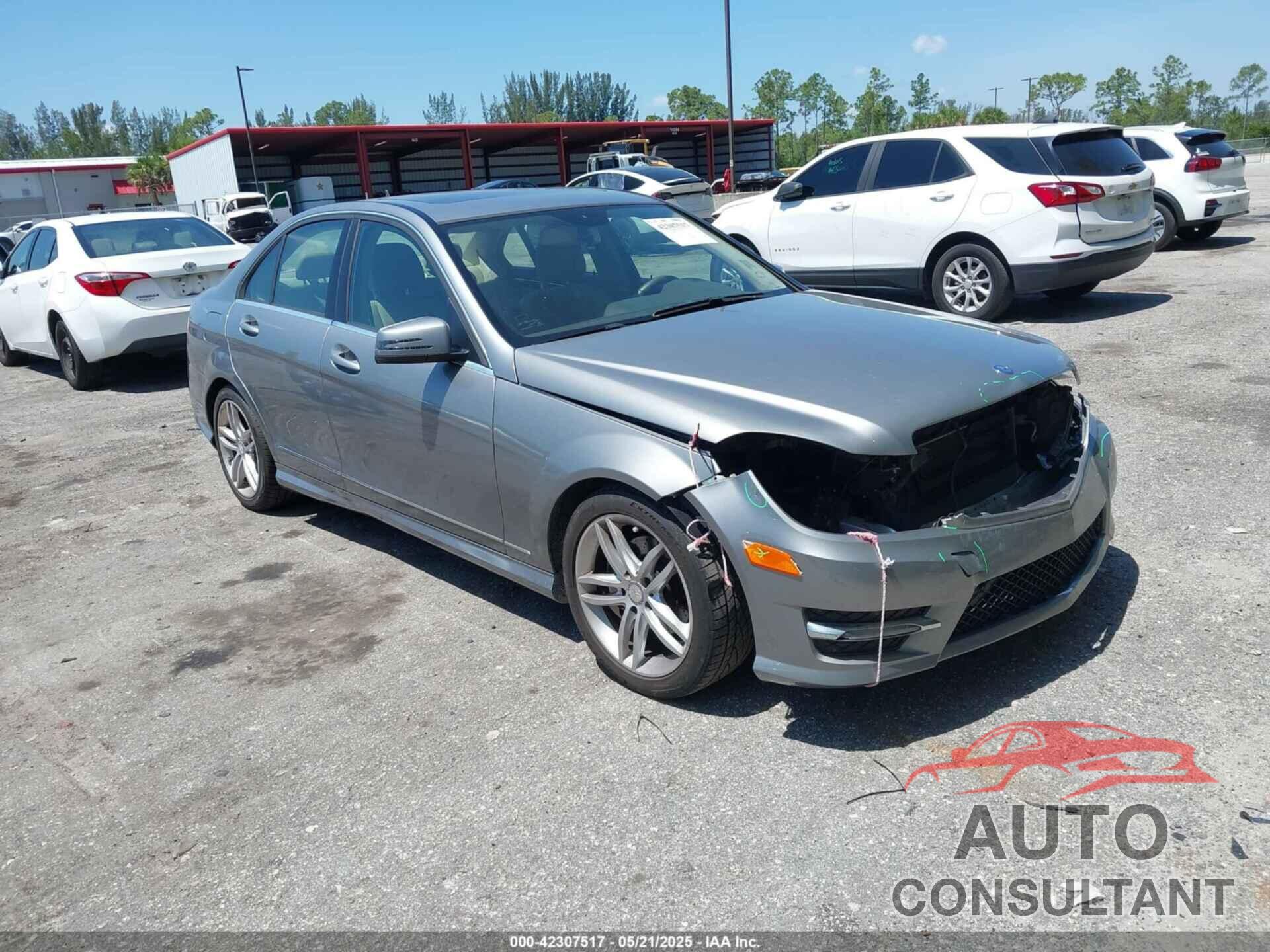 MERCEDES-BENZ C 250 2014 - WDDGF4HB2EA958493