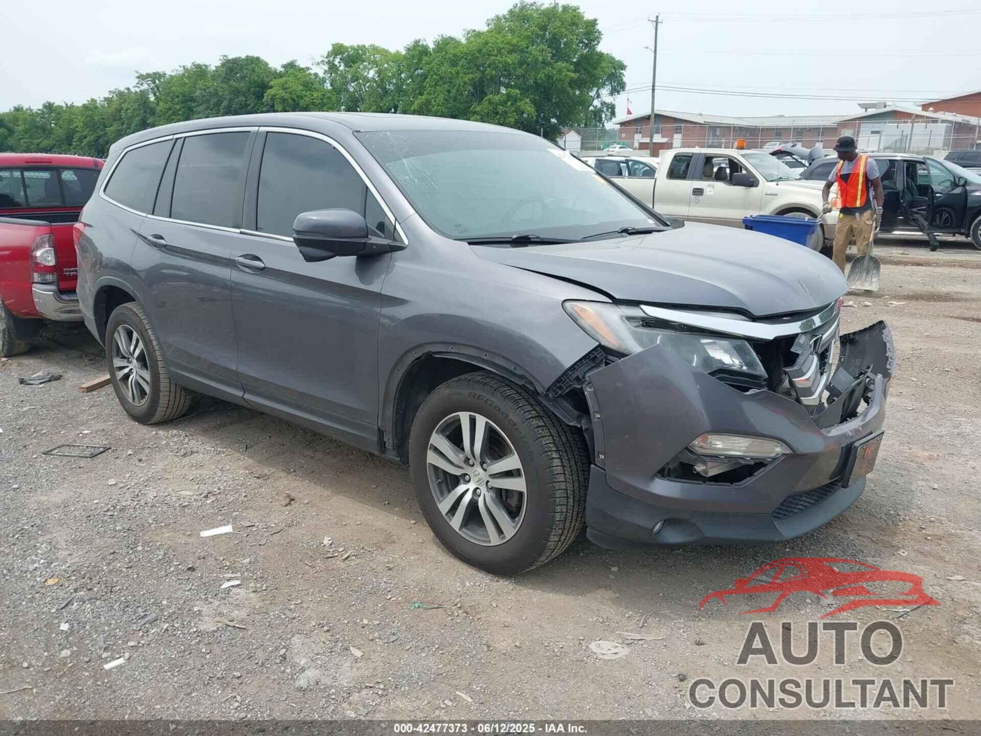 HONDA PILOT 2018 - 5FNYF6H50JB030929