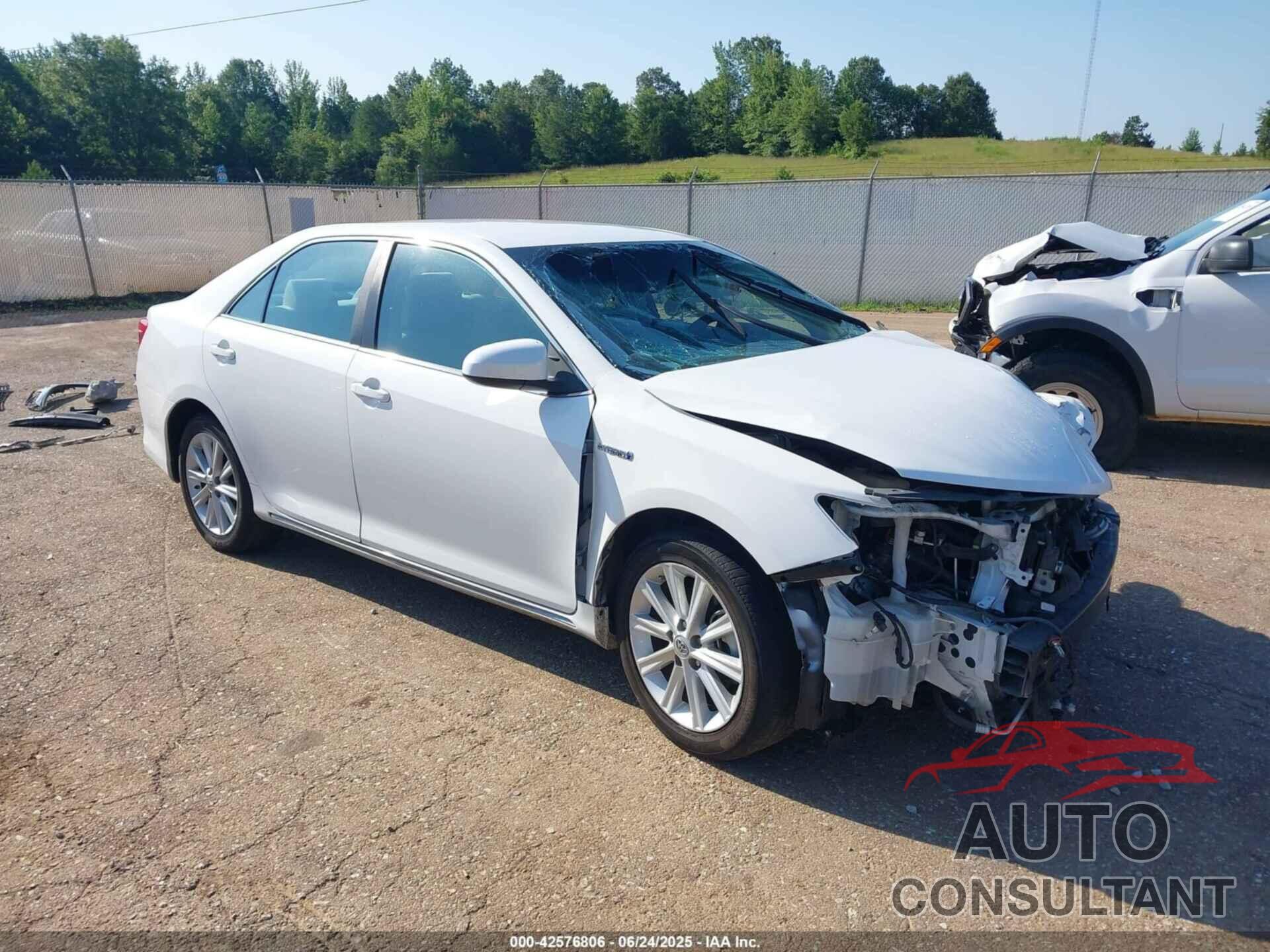TOYOTA CAMRY HYBRID 2014 - 4T1BD1FK1EU125998