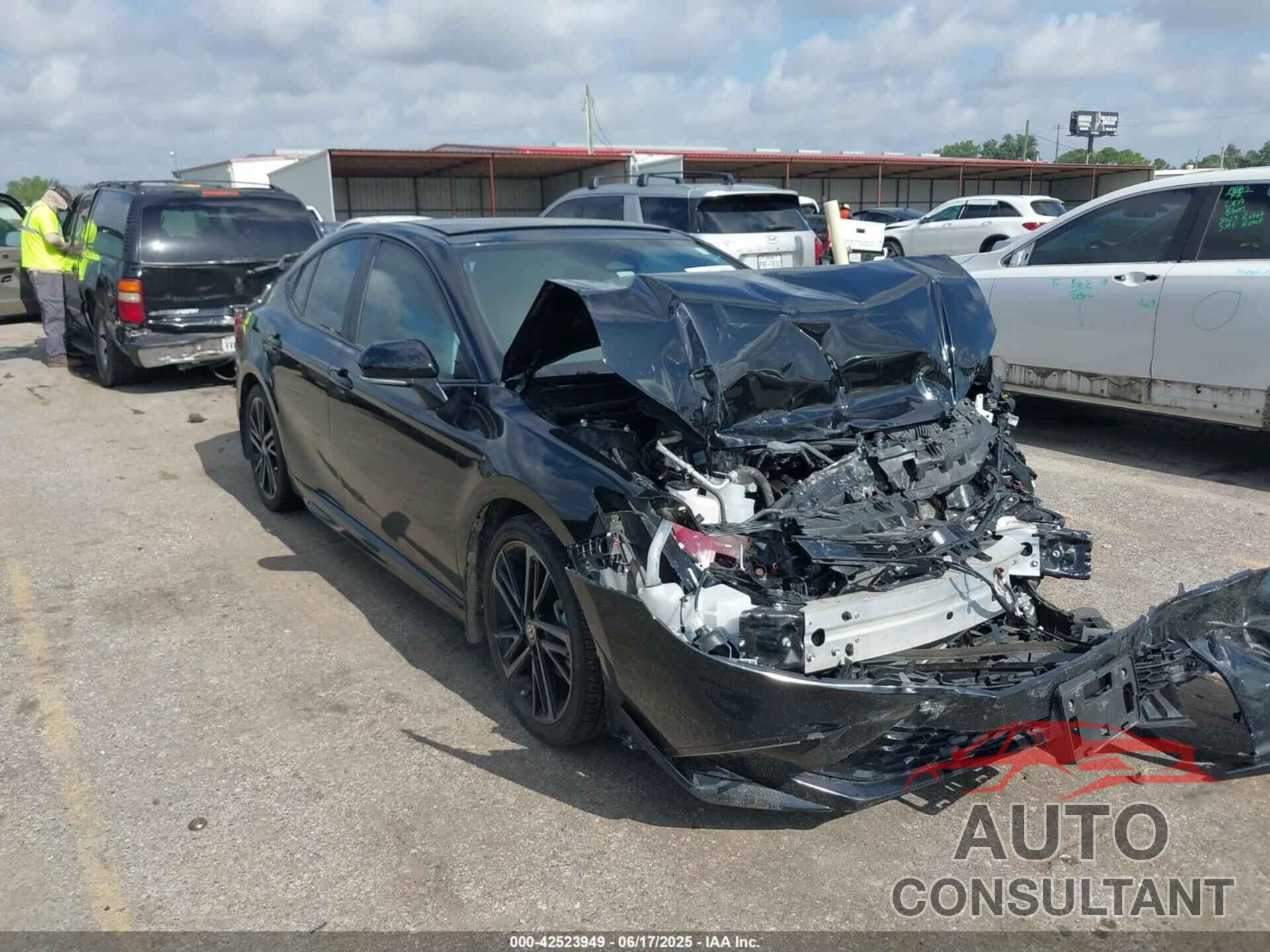 TOYOTA CAMRY 2025 - 4T1DAACK8SU509651
