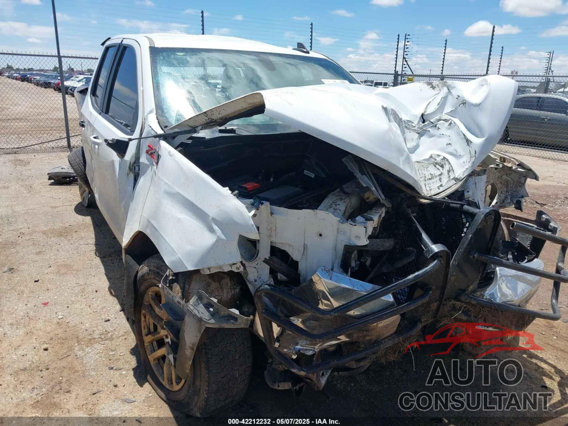 CHEVROLET SILVERADO 1500 2019 - 1GCRYDED5KZ273016