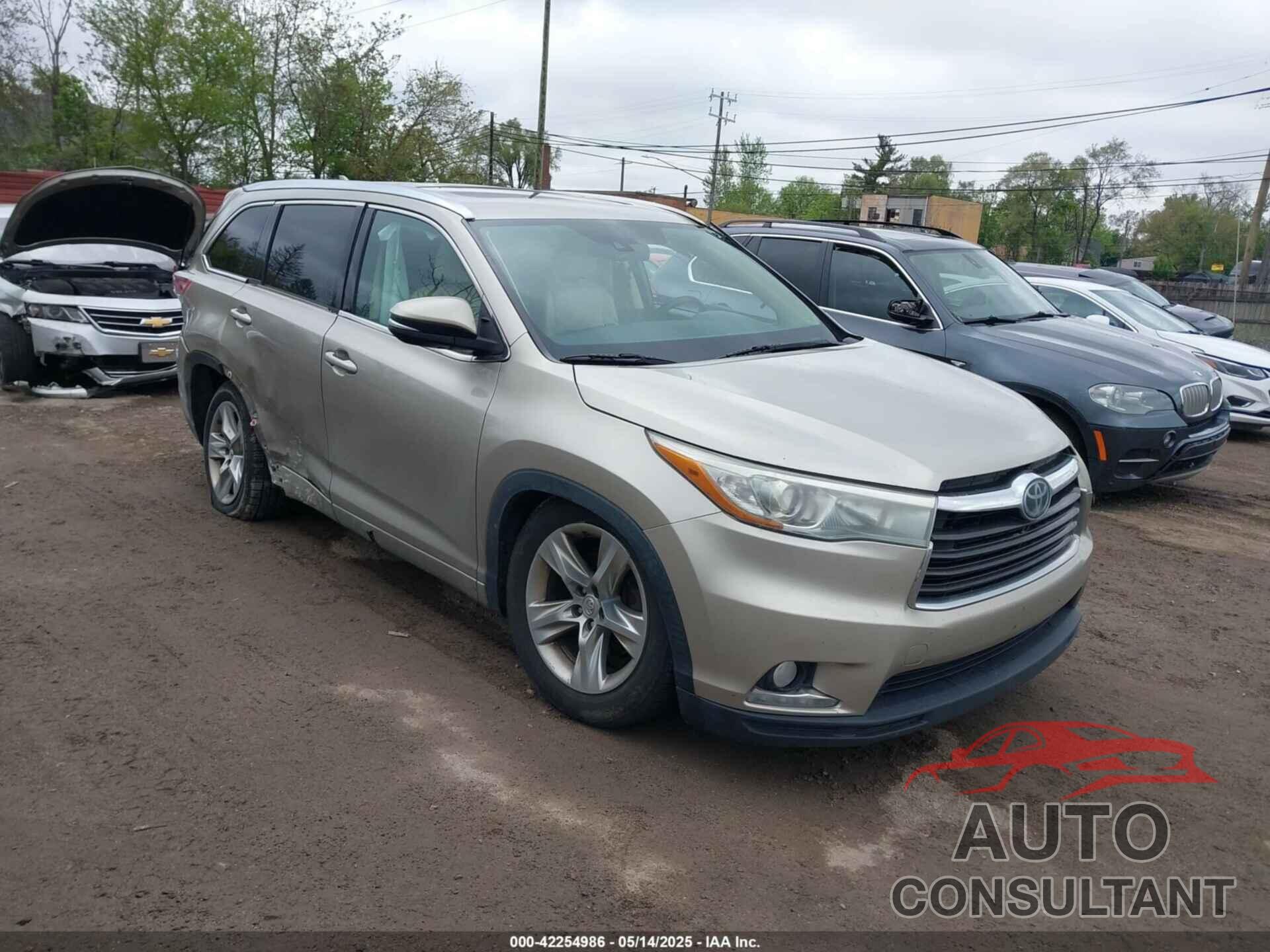 TOYOTA HIGHLANDER 2015 - 5TDYKRFH7FS104392