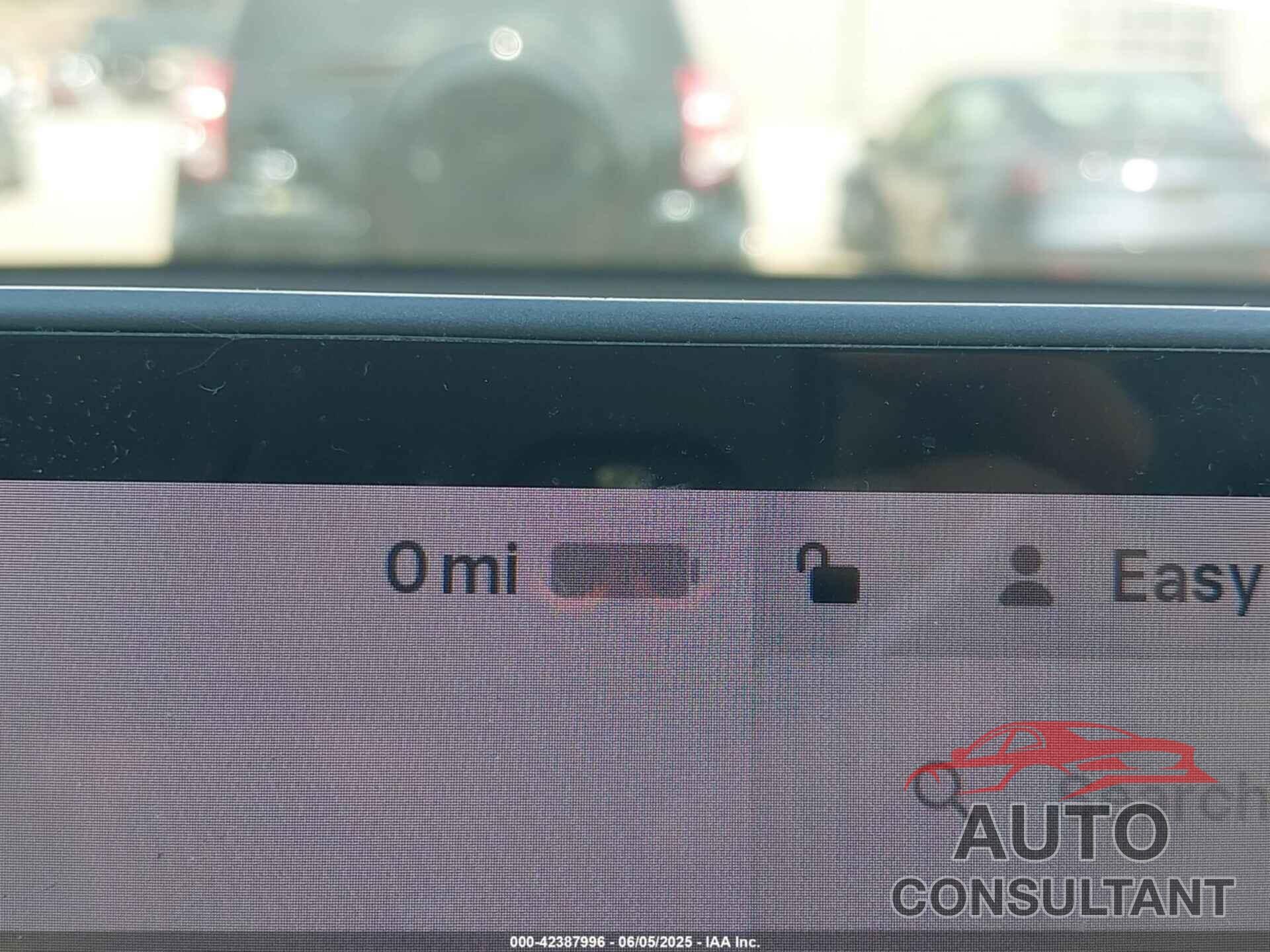 TESLA MODEL Y 2020 - 5YJYGDEEXLF028453