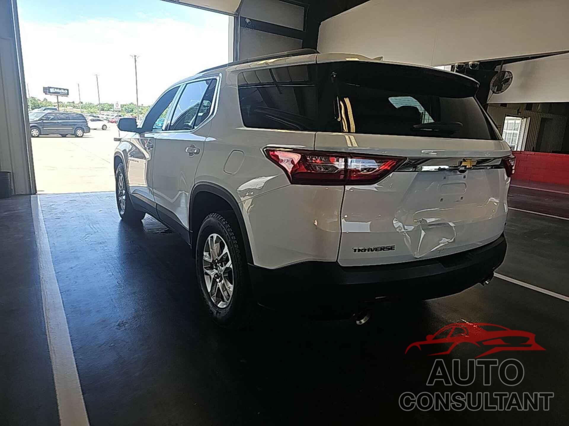 CHEVROLET TRAVERSE 2020 - 1GNERMKW3LJ169441