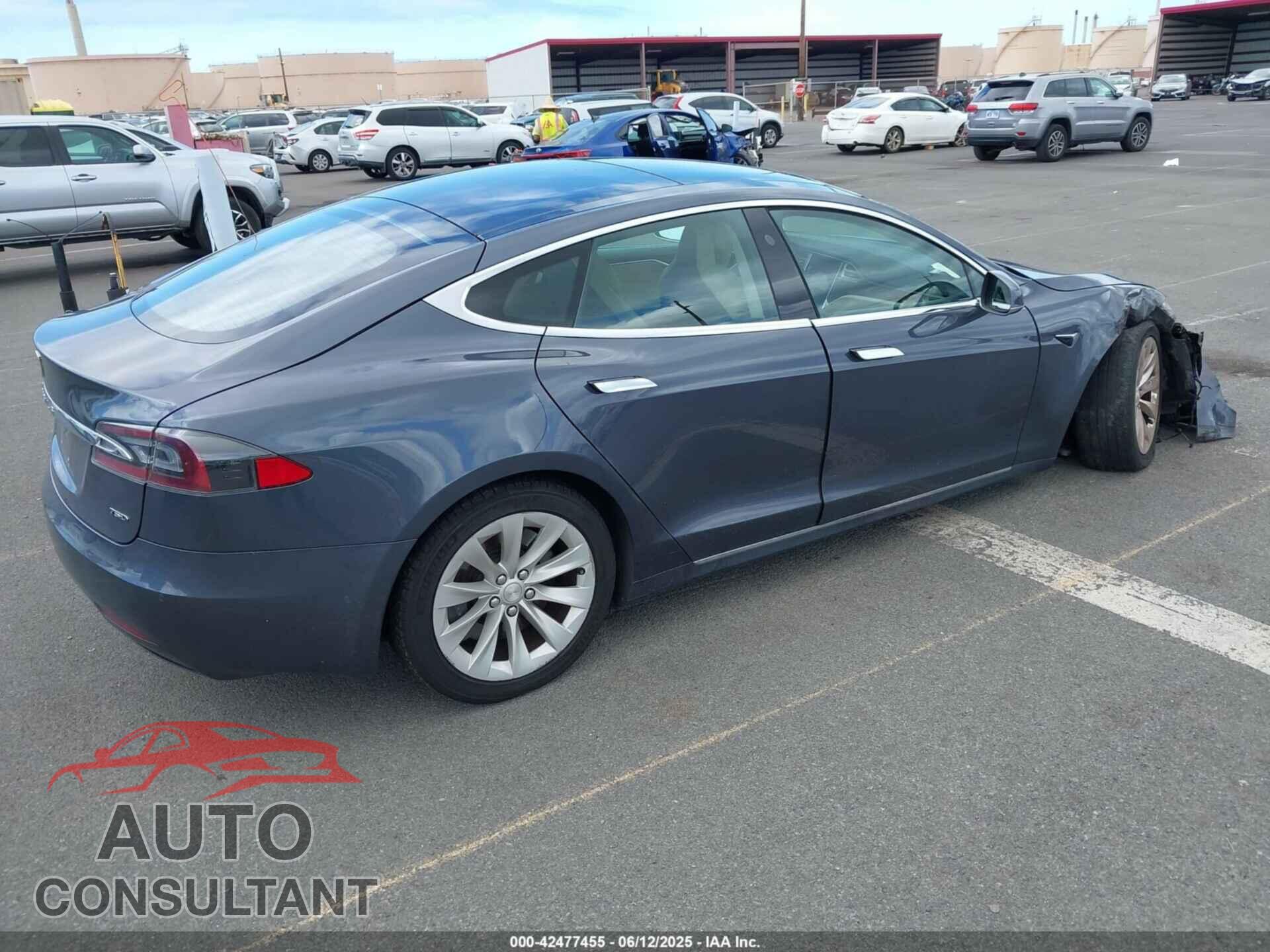 TESLA MODEL S 2017 - 5YJSA1E2XHF190425