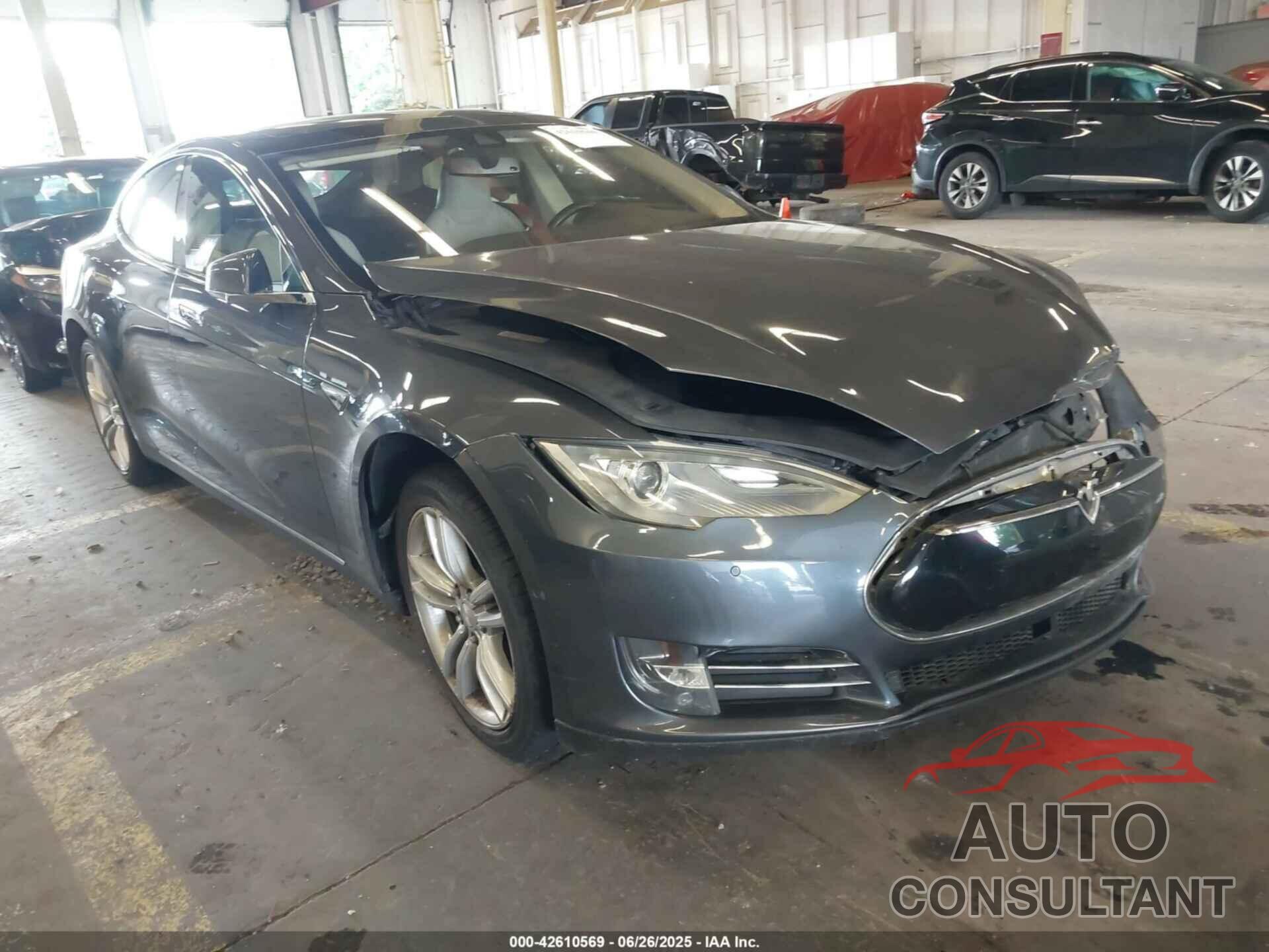 TESLA MODEL S 2014 - 5YJSA1H15EFP60829