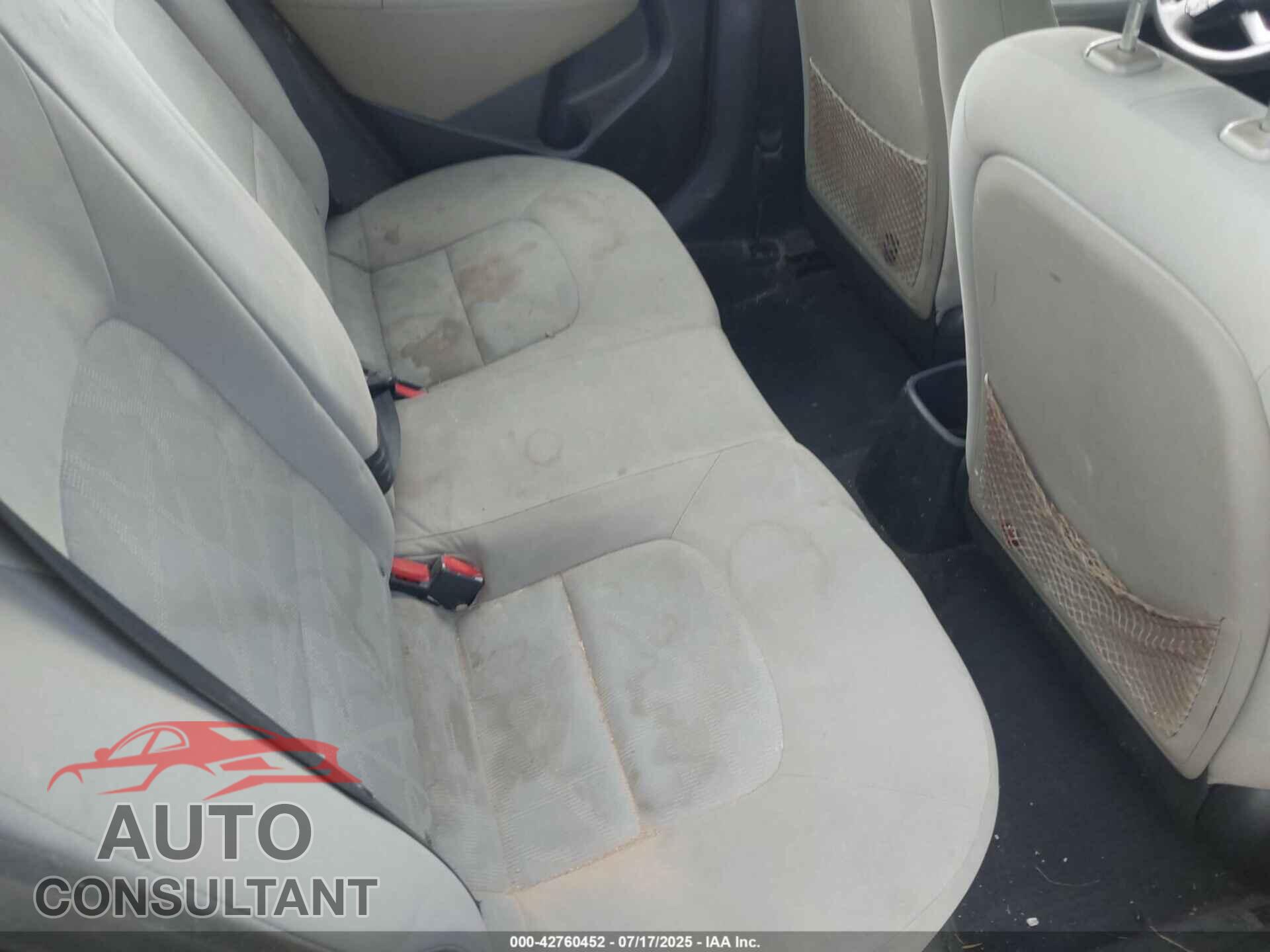KIA RIO 2014 - KNADM4A37E6337949