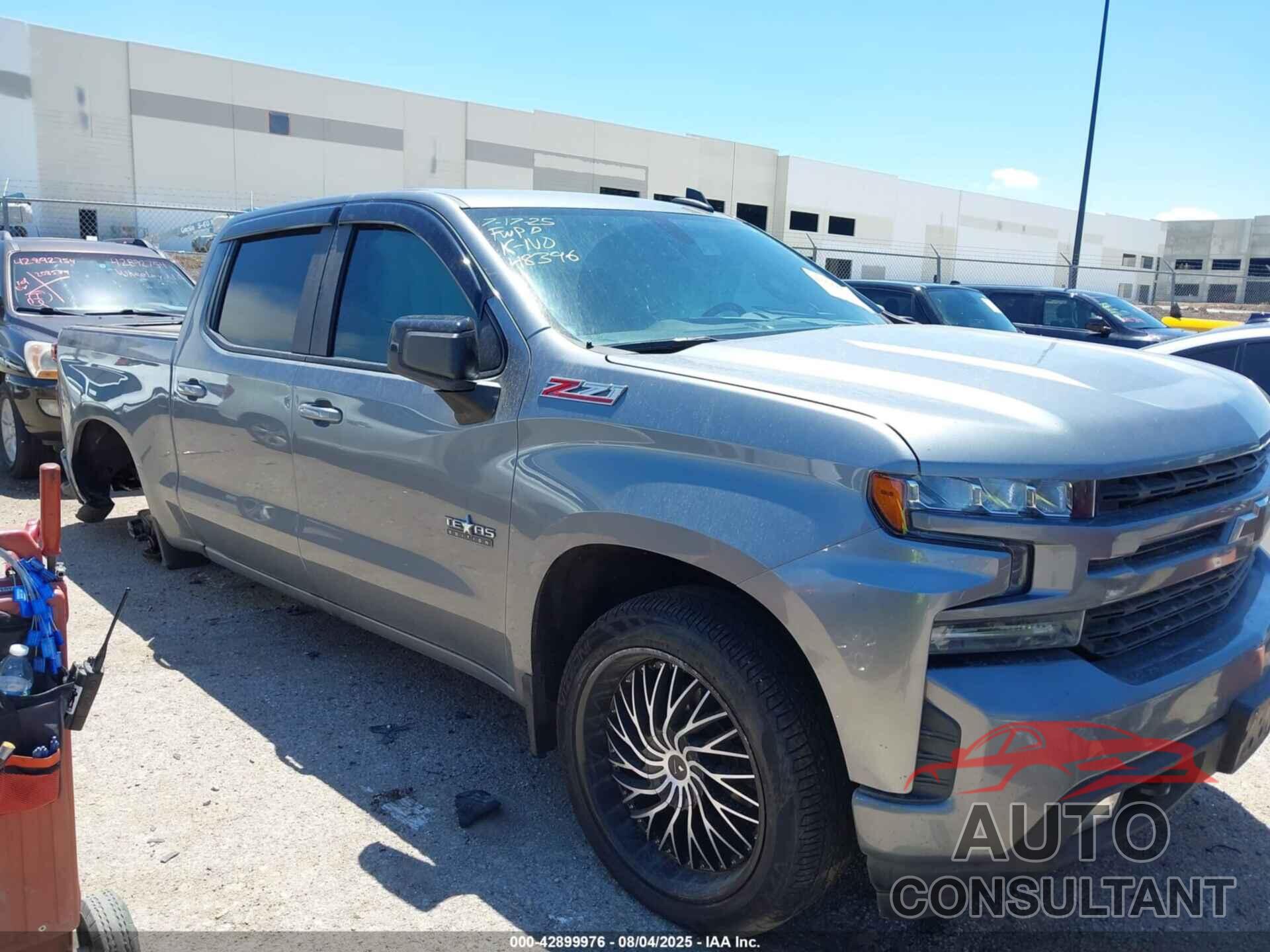 CHEVROLET SILVERADO 1500 2020 - 3GCUYEED6LG392288