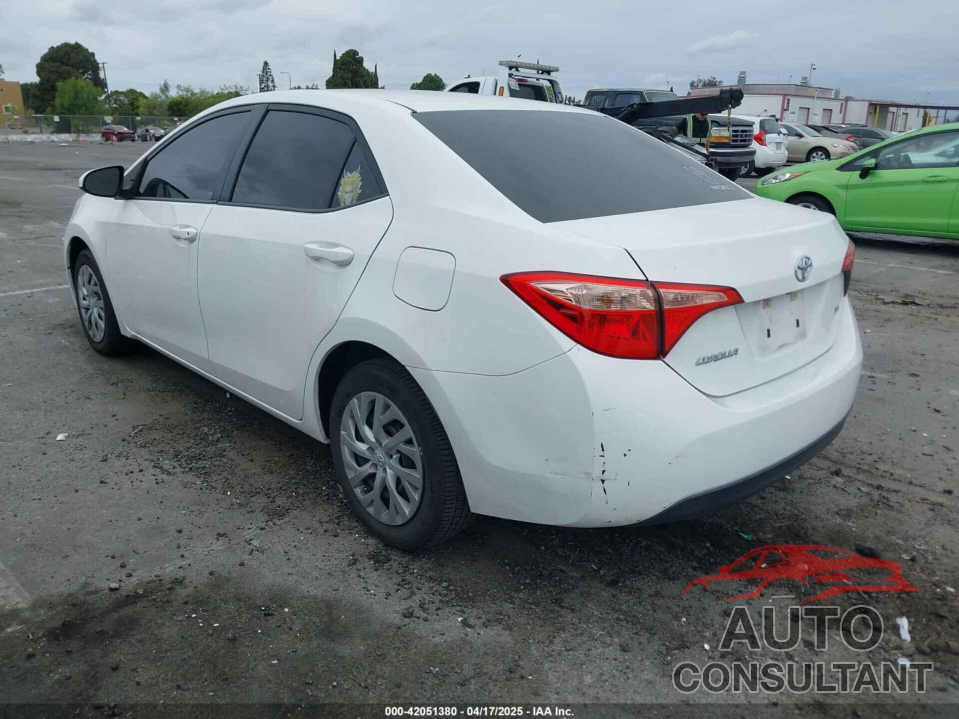 TOYOTA COROLLA 2017 - 5YFBURHE2HP699568