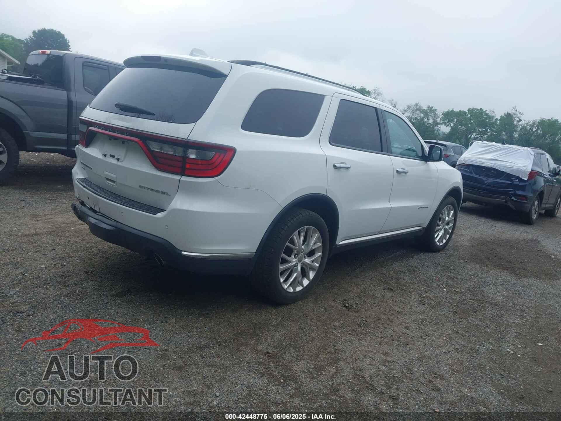 DODGE DURANGO 2015 - 1C4SDJET4FC688548