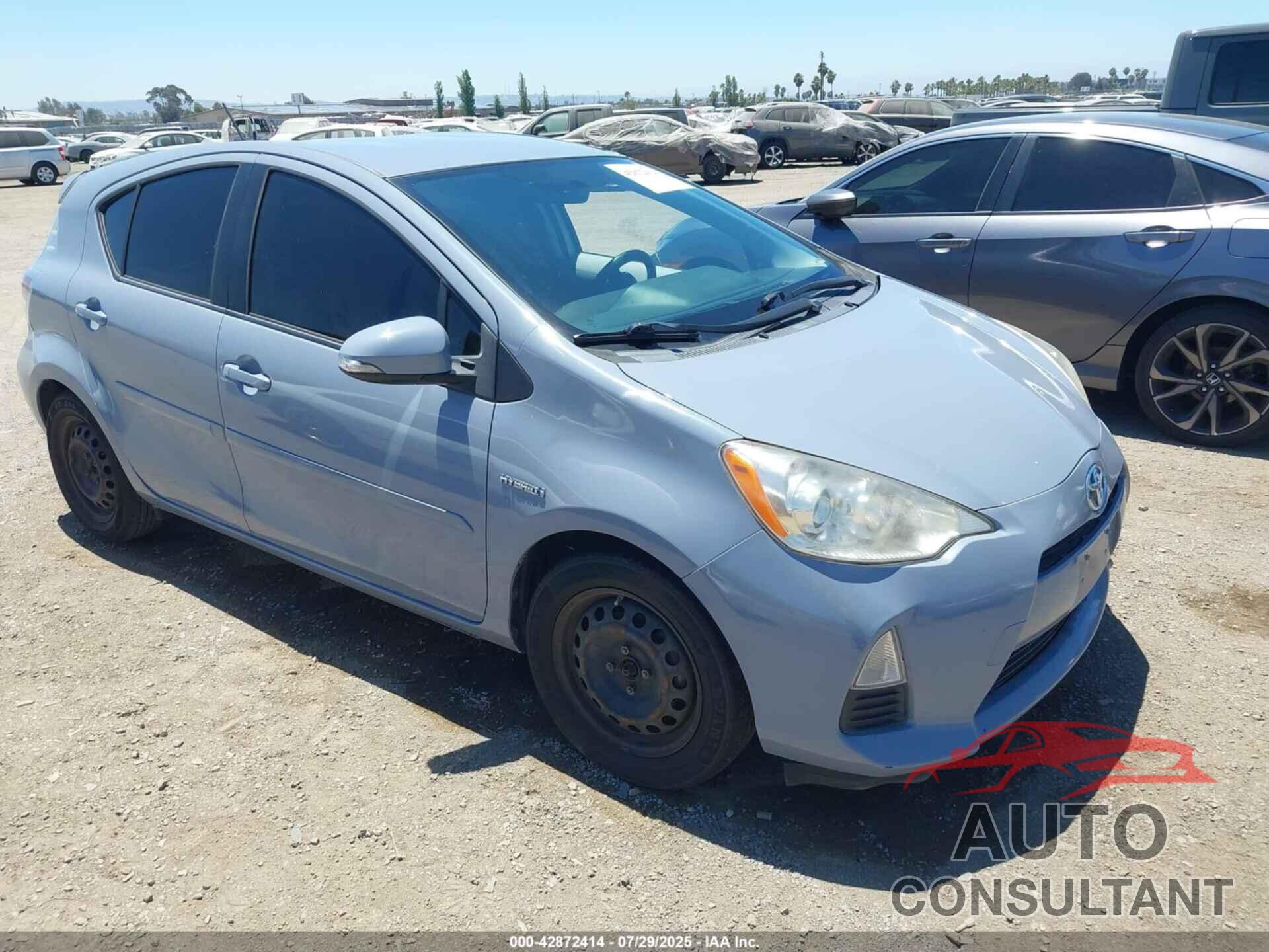 TOYOTA PRIUS C 2013 - JTDKDTB34D1529585