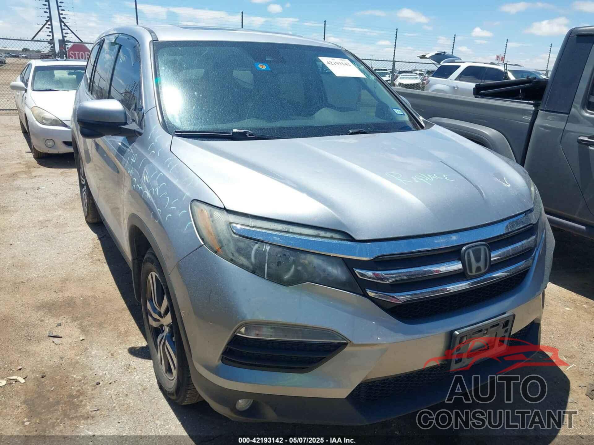 HONDA PILOT 2018 - 5FNYF5H61JB008134