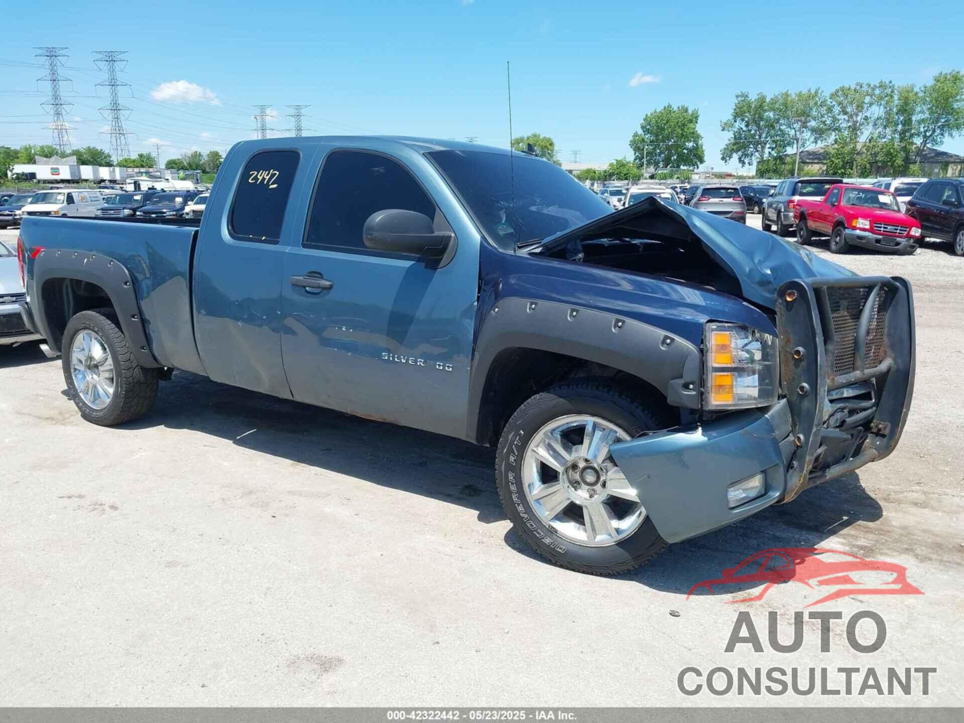 CHEVROLET SILVERADO 1500 2011 - 1GCRKSE35BZ418696